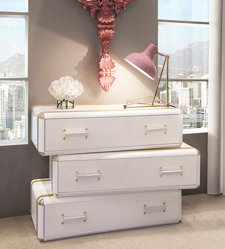 Fantasy Air Three-Drawers Kids Chest with Gold Detail by Circu Magical Furniture In New Condition For Sale In New York, NY