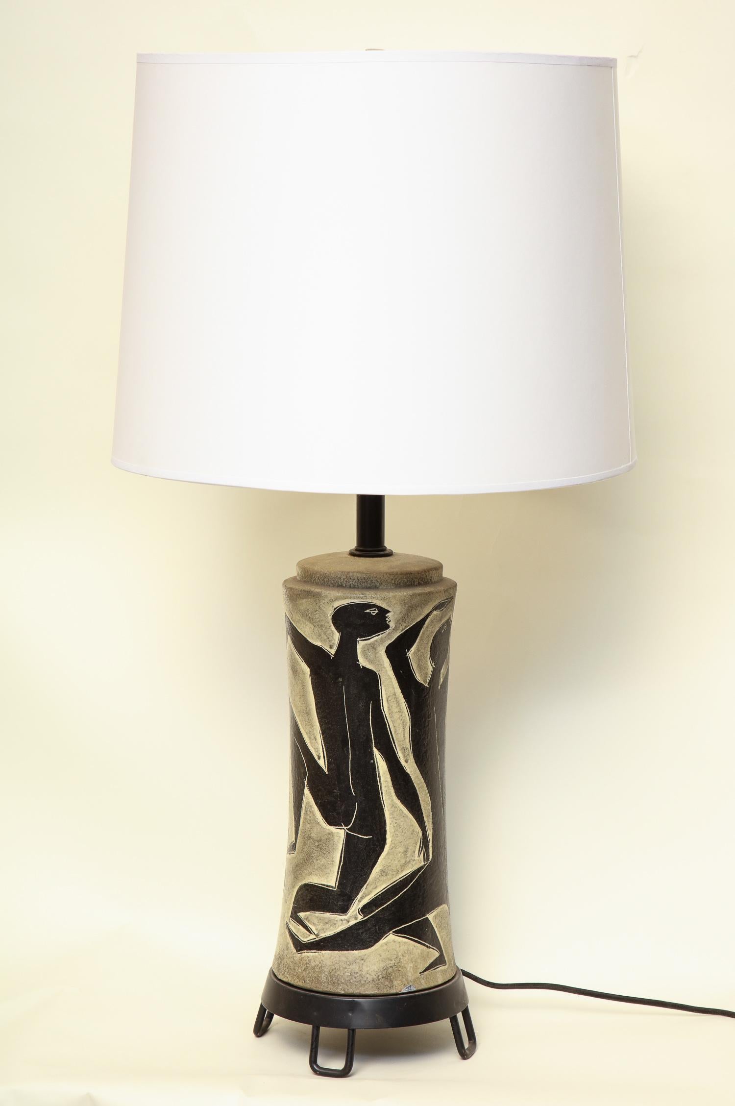 Italian Fantoni Table Lamp Ceramic with Incised Stylized Men, Mid-Century Modern, 1950s For Sale