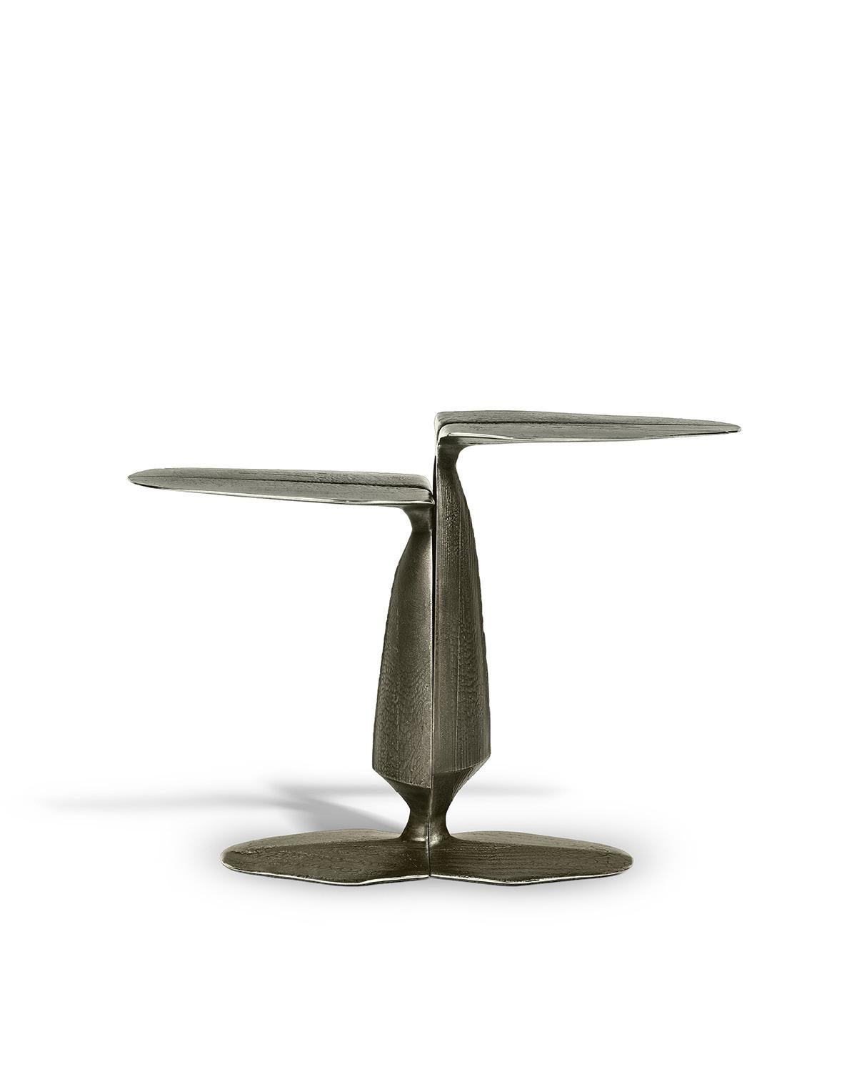 XXI secolo e contemporaneo Fanza Side Table by Madheke in vendita
