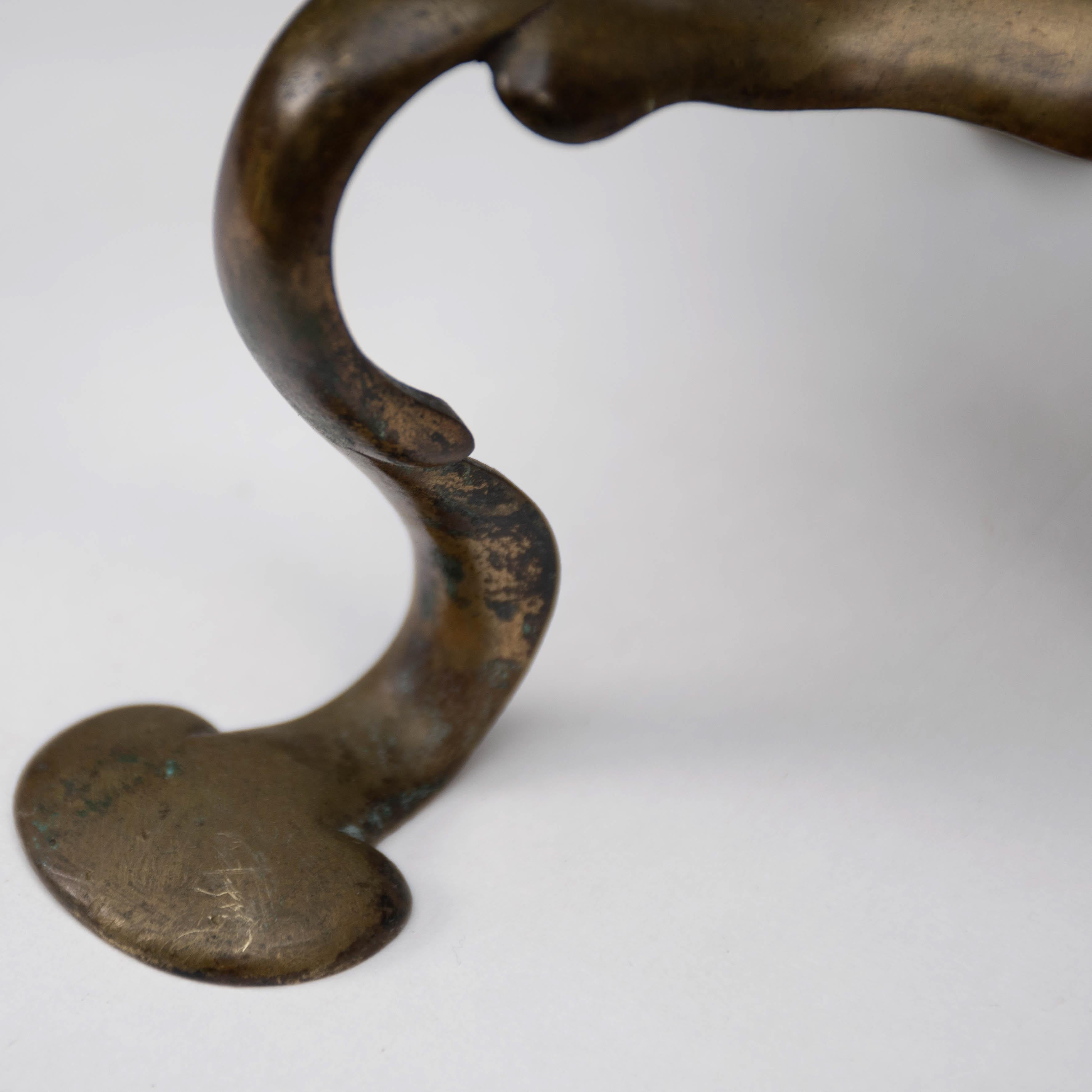 Faraday & Sons Près d'une paire de lampes de table en laiton de type Arts & Crafts Pullman Coach en vente 8