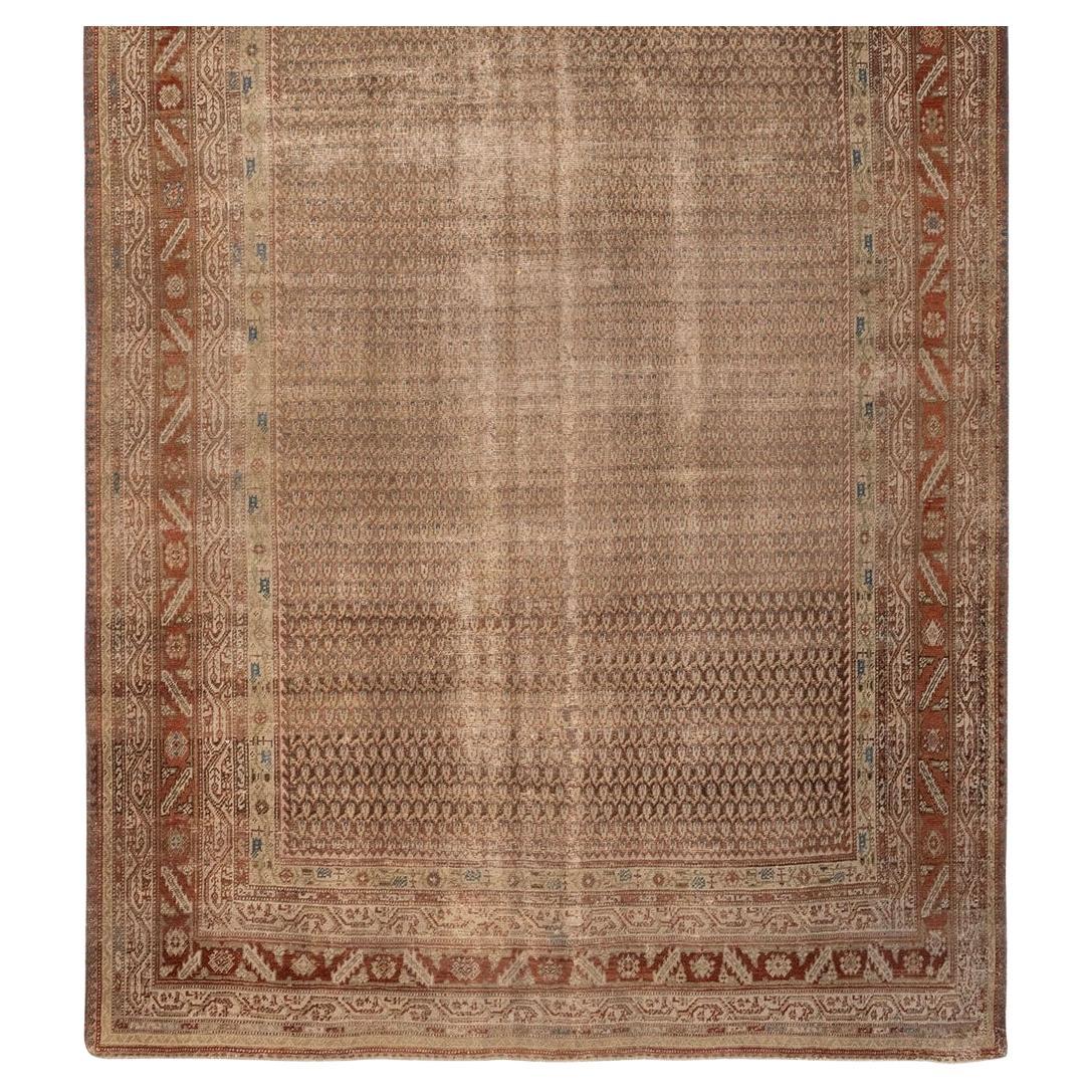 Farahan rugs originate from an area north of Arak. These rugs get their name Farahan who was a famous carpet weaver from the small village Sarouk. Farahan trademarked the use of a central medallion motif in his rugs whilst using a Herati pattern,