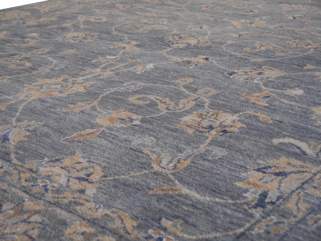 Zeitgenssischer Teppich im Farahan Sarouk-Design in Grau, Blau und Beige, handgeknpft im Angebot 5