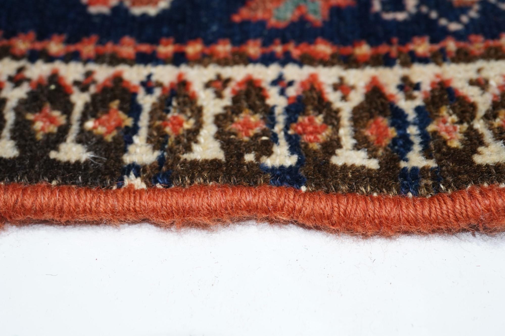 Farahan Sarouk Rug In Excellent Condition For Sale In New York, NY