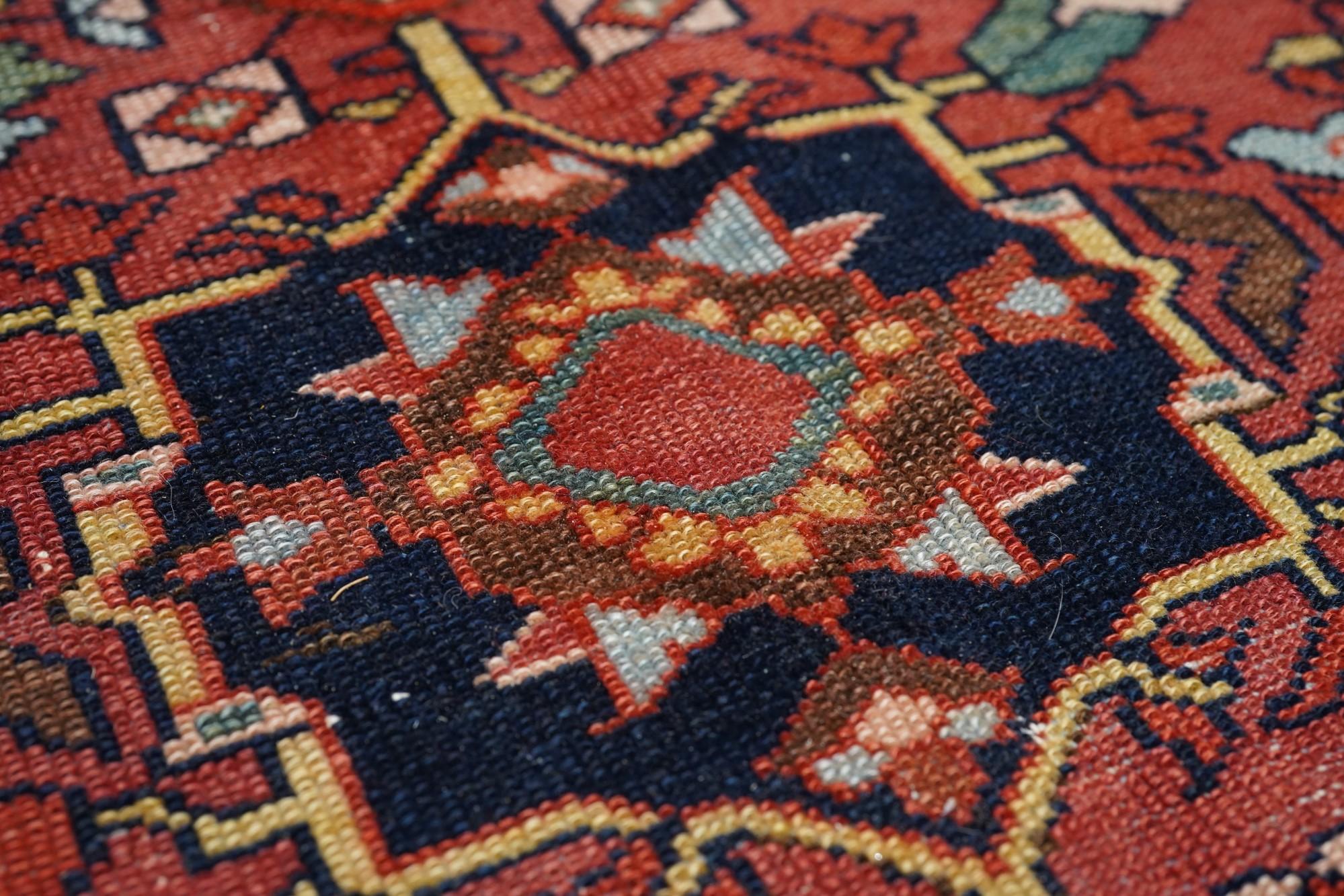 Farahan Sarouk Teppich 6'3'' x 9'6'' im Angebot 1