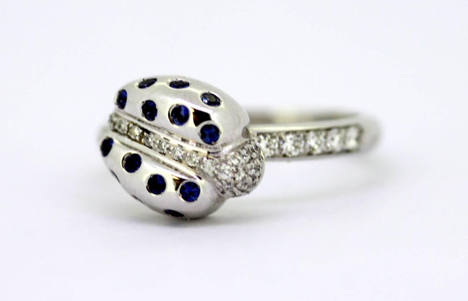 Faraone, 18 Karat Gold Ladies Ladybird Ring with Diamonds and Blue Sapphire 3