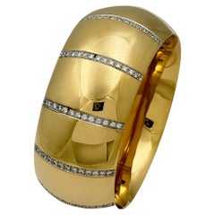 Bracelet rigide large Faraone Mennella en or 18 carats et diamants