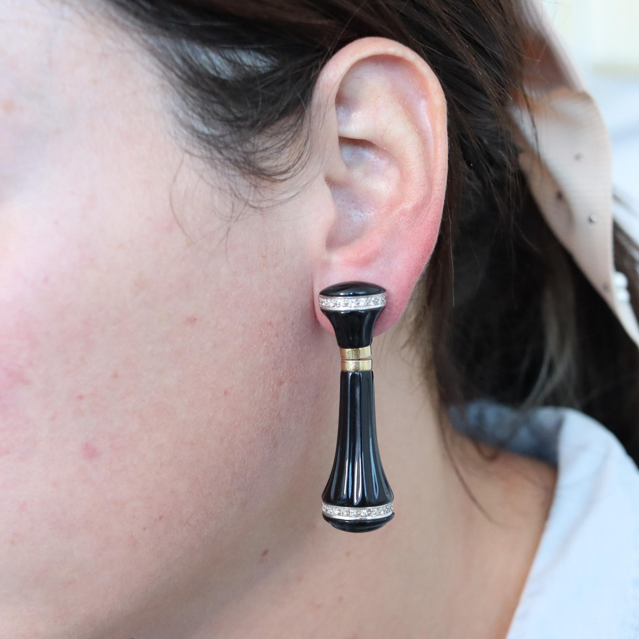 FARAONE MENELLA Onyx Dangle Drop Earrings In 18Kt Yellow Gold With Diamonds For Sale 2