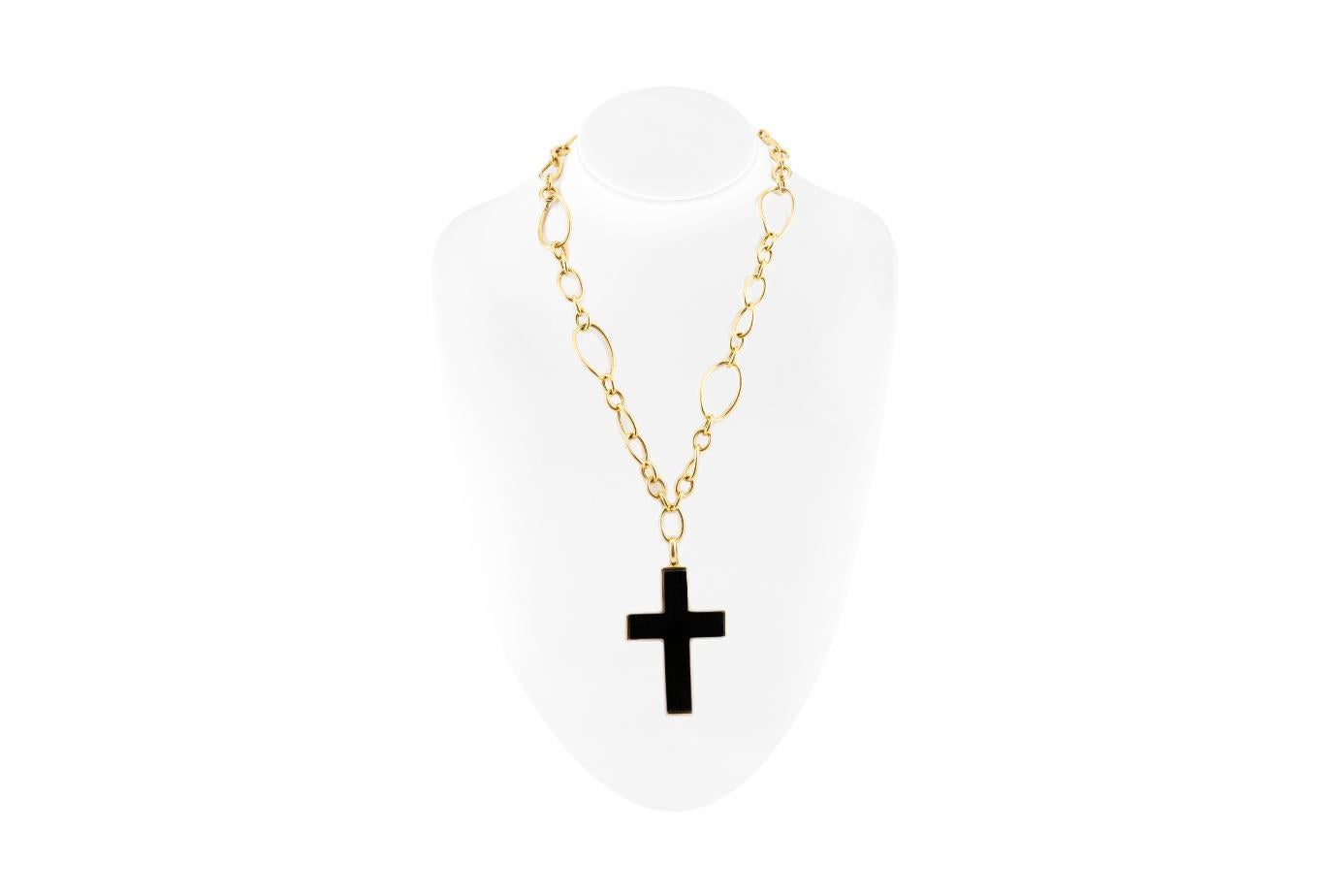 Mixed Cut Faraone Mennella Onyx & Gold Cross Pendant Link Necklace For Sale