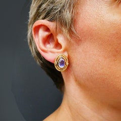 Orecchini d'epoca Faraone in oro 18 carati con zaffiro e diamante Estate Jewelry