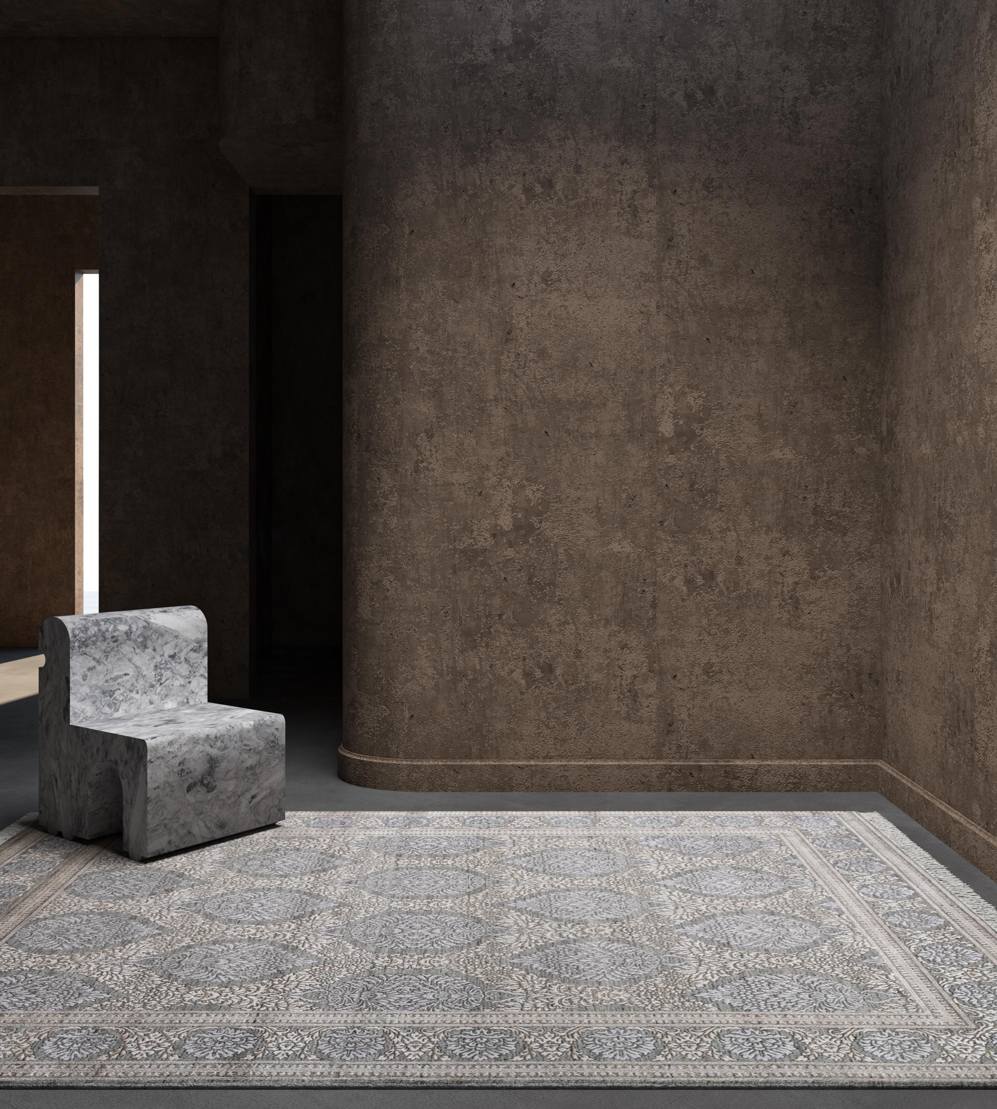 Kann ein Teppich ein zeitloses Erbstück sein? Dieser flüstert Geschichten aus einer vergangenen Zeit. Dieses handgeknüpfte Meisterwerk von ist ein fesselndes Zeugnis für das dauerhafte Erbe des traditionellen orientalischen Designs. Der reiche