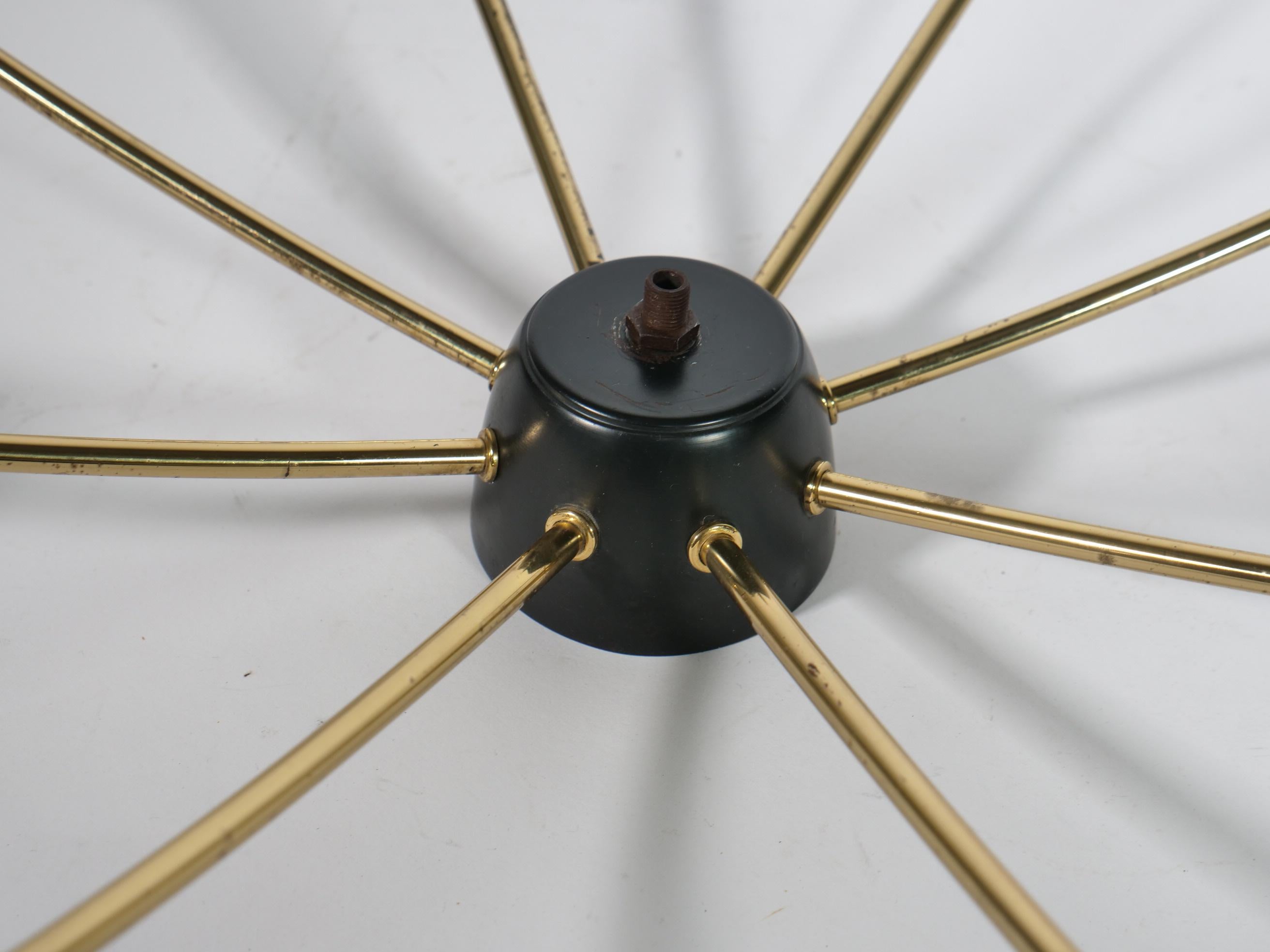 Farbige 8 flamige Sputnik Deckenlampe Spinnen Leuchte Stilnovo 1960er  In Good Condition For Sale In Mainz, DE