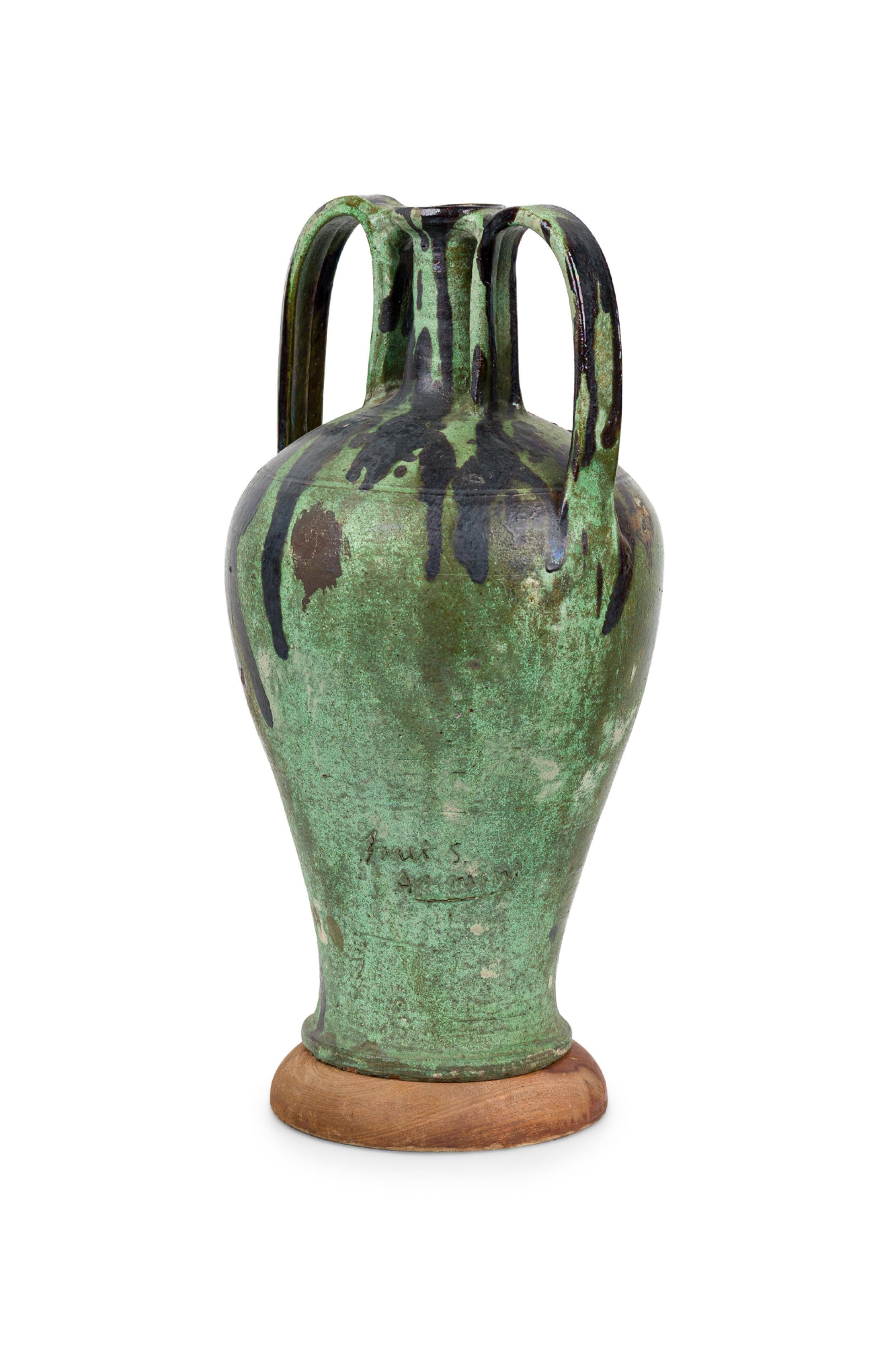 Vase de table italien du milieu du siècle en céramique verte et noire avec 2 anses (FARCI SAVERIO)