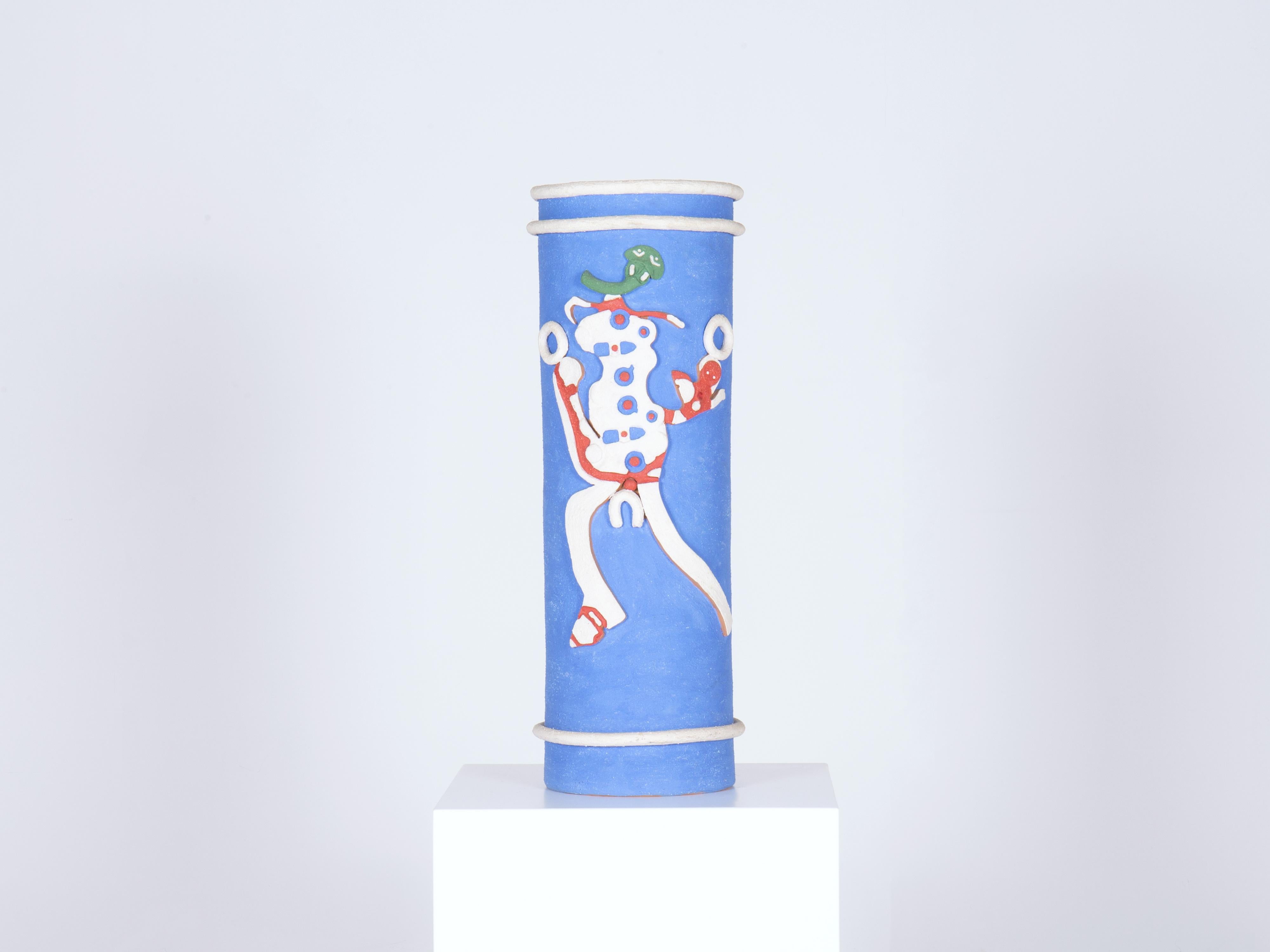 Farfallacqua di Roberto Matta è un portaombrelli creato da Bottega Gatti in occasione della mostra 