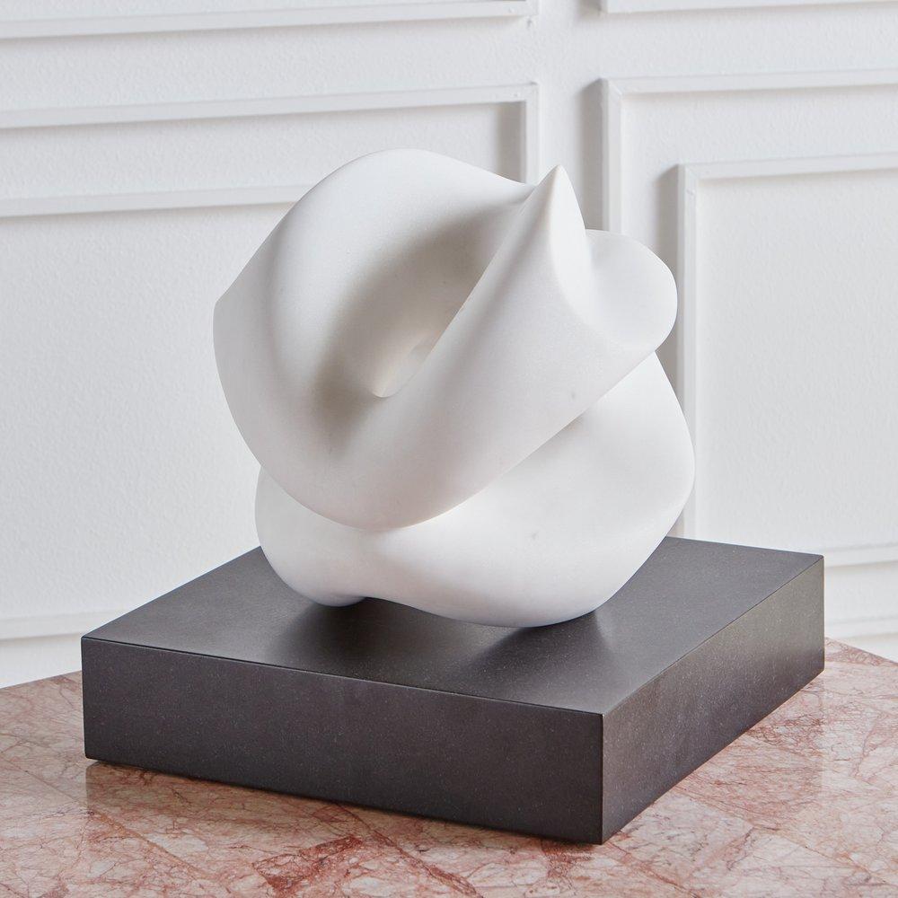 Farfalle Sphere in White Marble by Karl Geckler In Good Condition In Chicago, IL