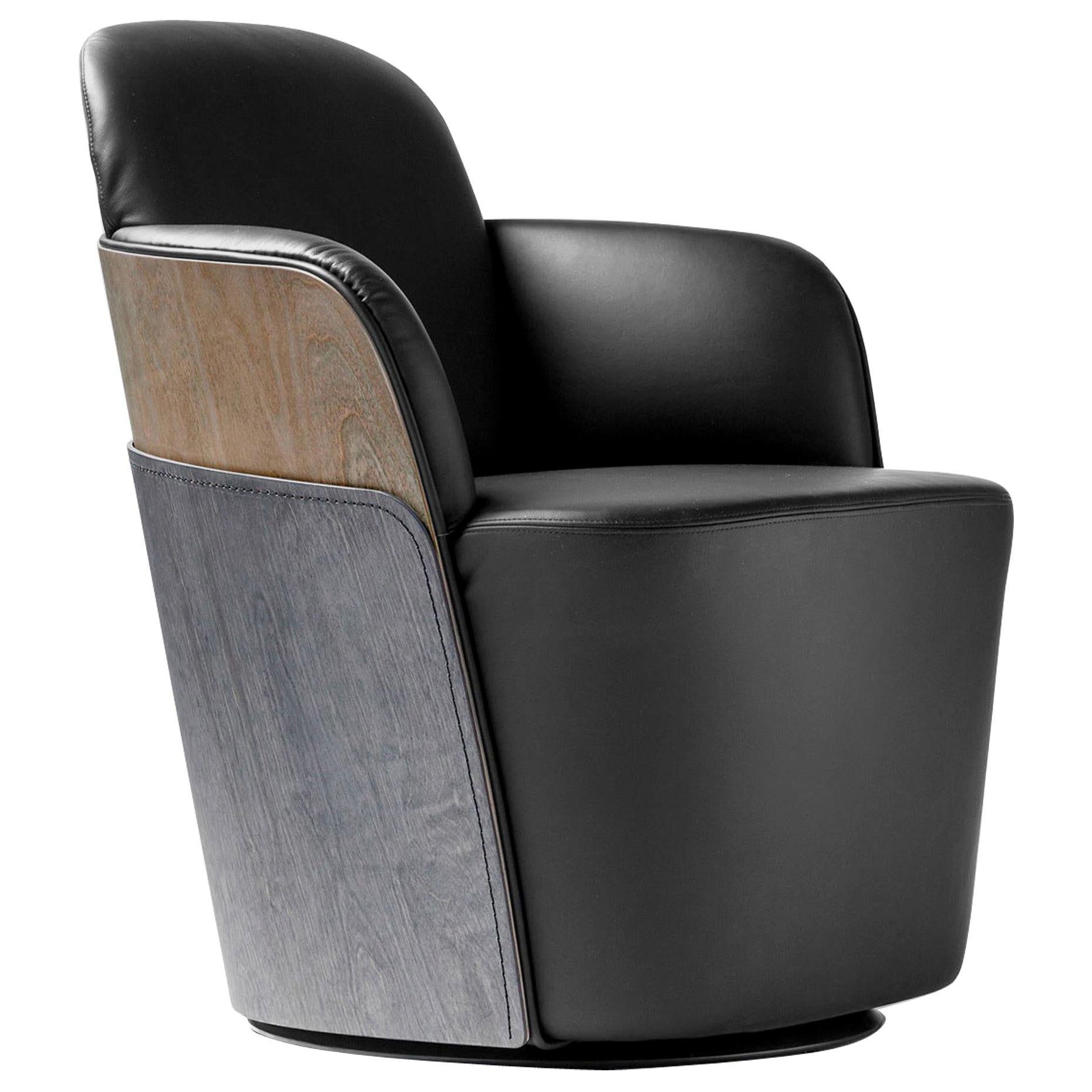 Färg & Blanche Contemporary Leather Little Couture Armchair for BD Barcelona