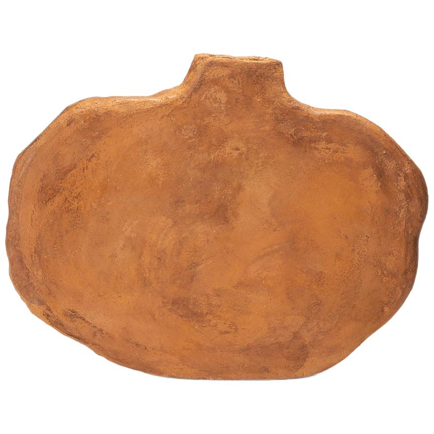 Vase contemporain en céramique de forme organique, orange vif uni, de Willem Van Hooff