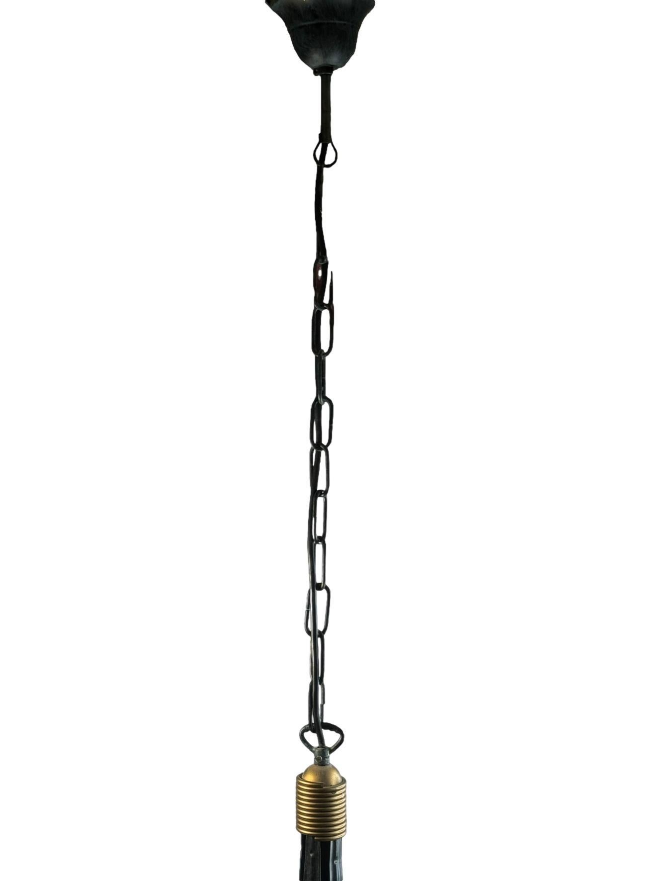 Farm House Tole Hollywood Regency Chandelier with Murano Shades Italy 1980s In Good Condition For Sale In Nuernberg, DE