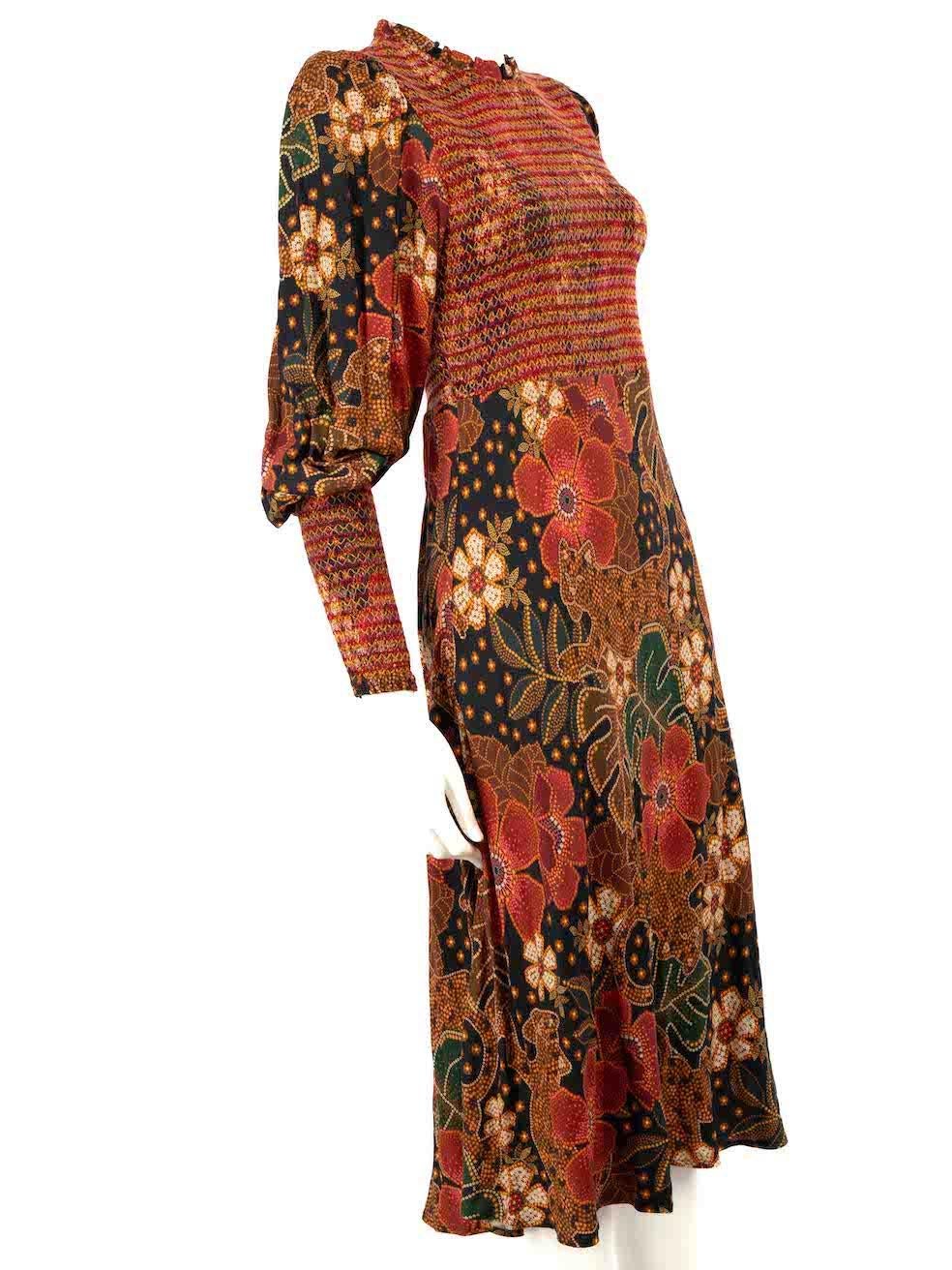 CONDITION is Never worn, with tags. No visible wear to dress is evident on this new FARM Rio designer resale item.
 
 
 
 Details
 
 
 Orange
 
 Viscose
 
 Dress
 
 Floral print
 
 Midi
 
 Long sleeves
 
 Ruched top and cuffs
 
 Round neck
 
 Back