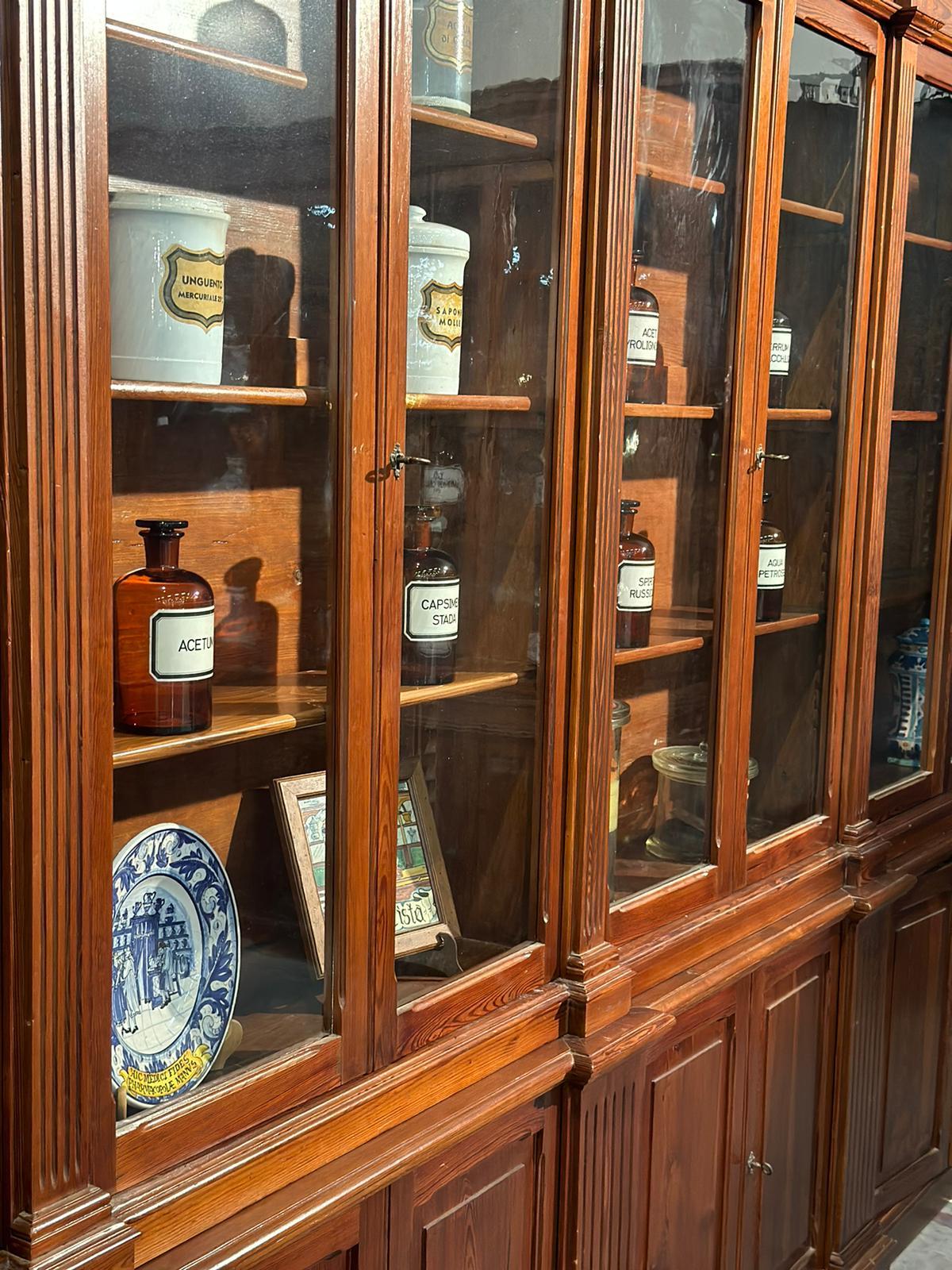 Farmacia Completa Di Bancone in vendita 10