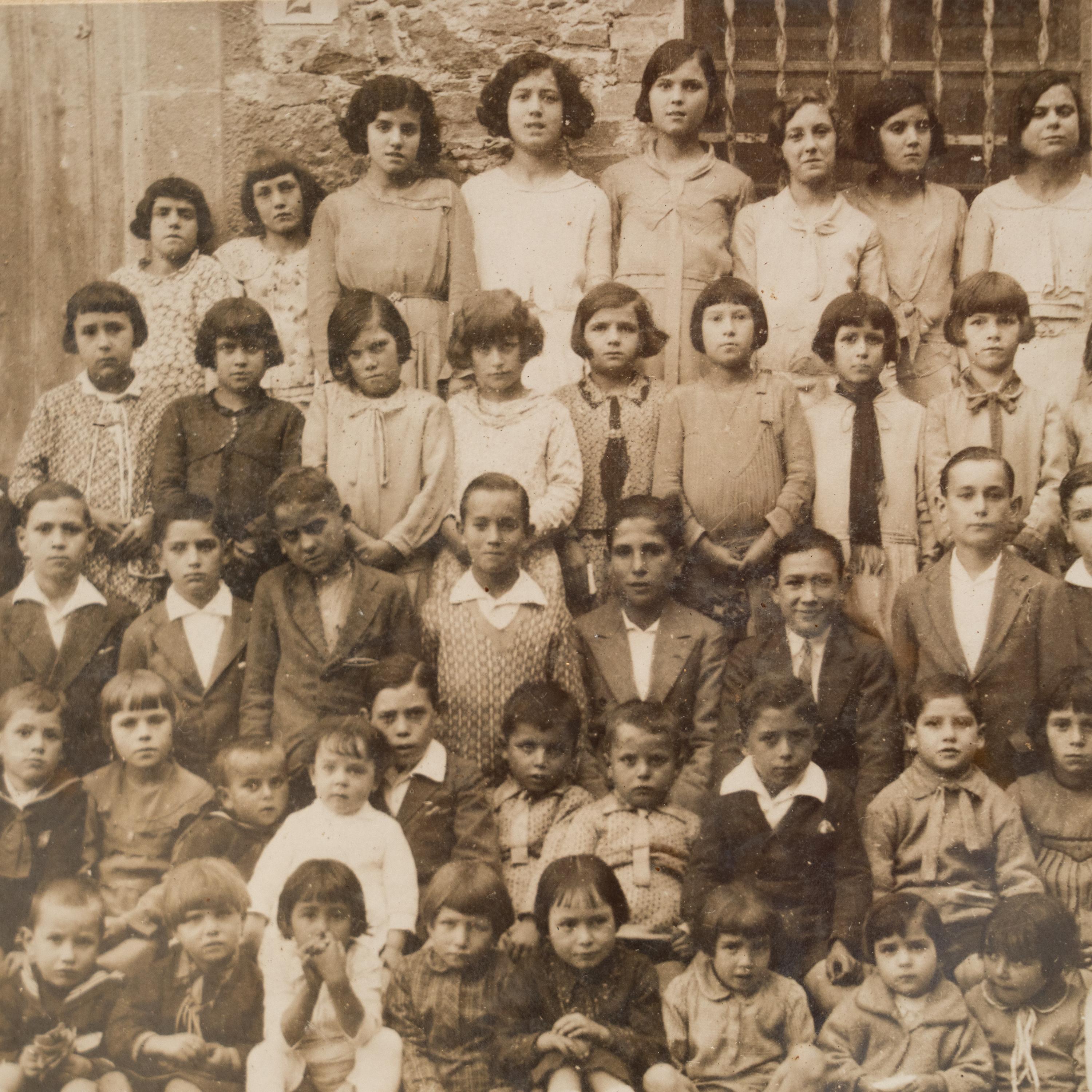 Fotografia della vecchia scuola agricola, circa 1960 in vendita 4