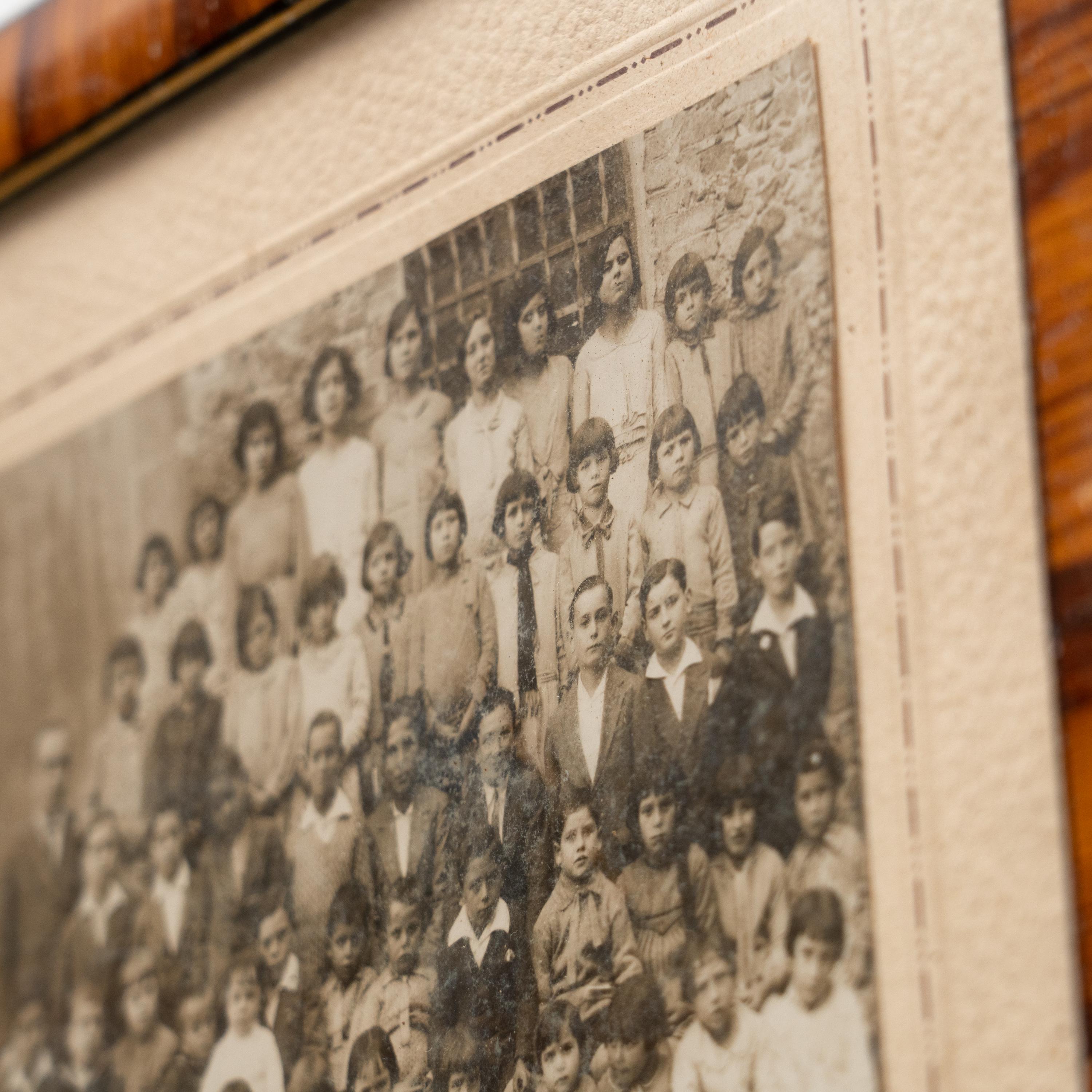 Legno Fotografia della vecchia scuola agricola, circa 1960 in vendita