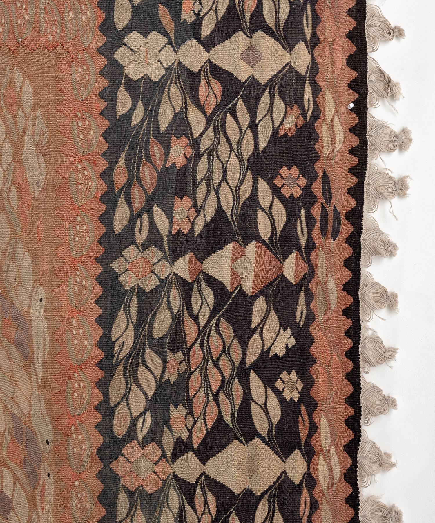 Farmer Motif Bessarabian Kilim, circa 20th Century In Excellent Condition In Culver City, CA