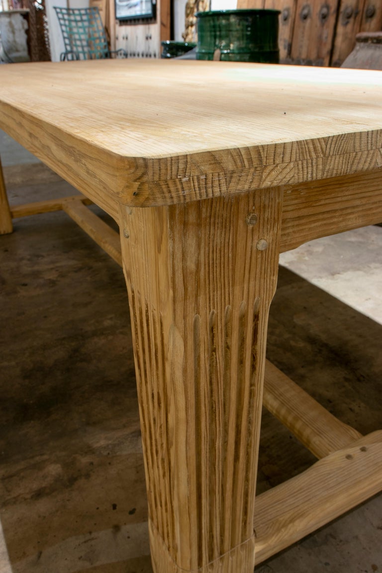 Farmhouse and Rustic Pine Wood Table with Straight Lines For Sale at