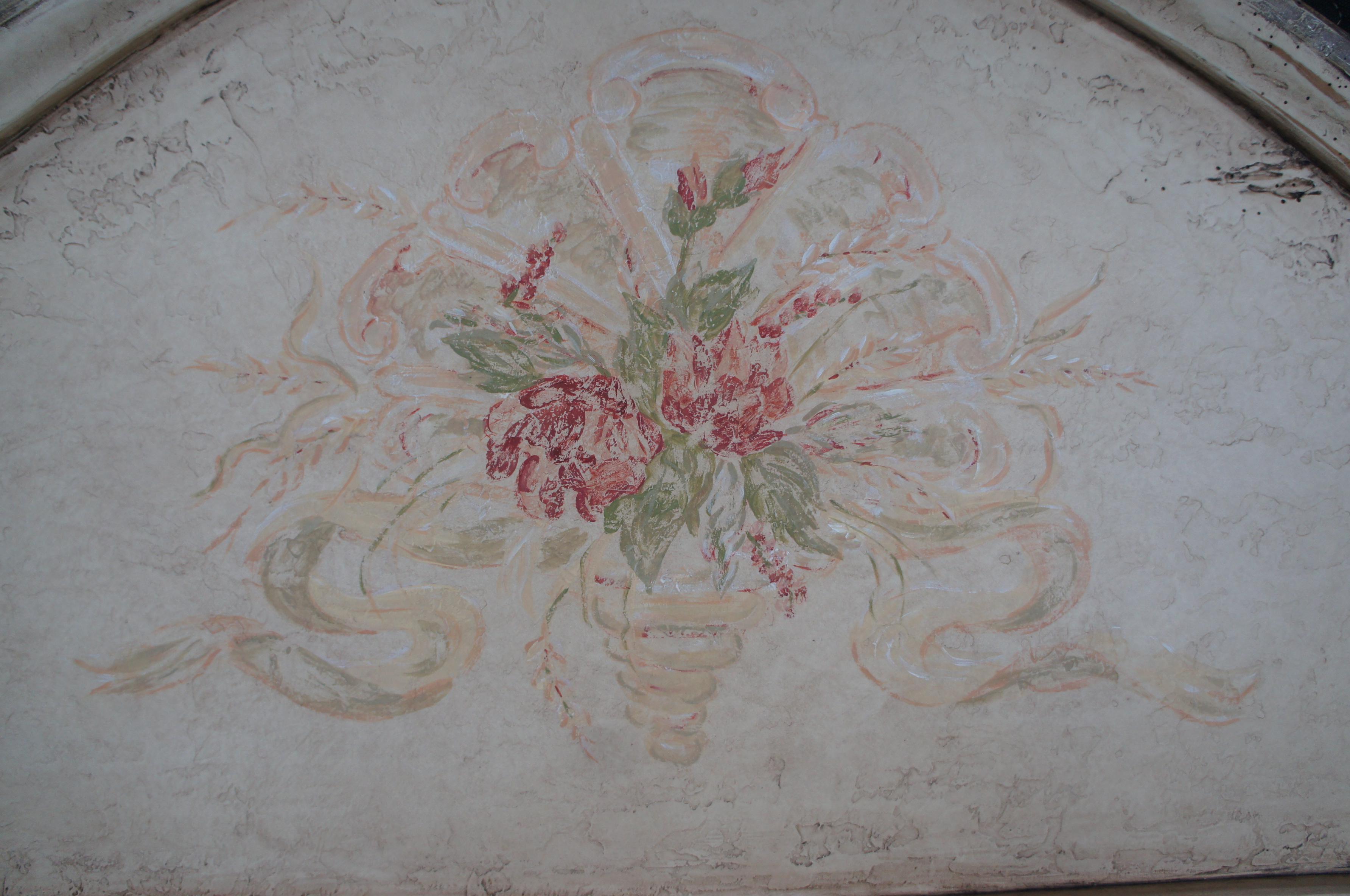 Farmhouse Collection Full Size Serpentine Provincial Bed Headboard Chic In Good Condition In Dayton, OH