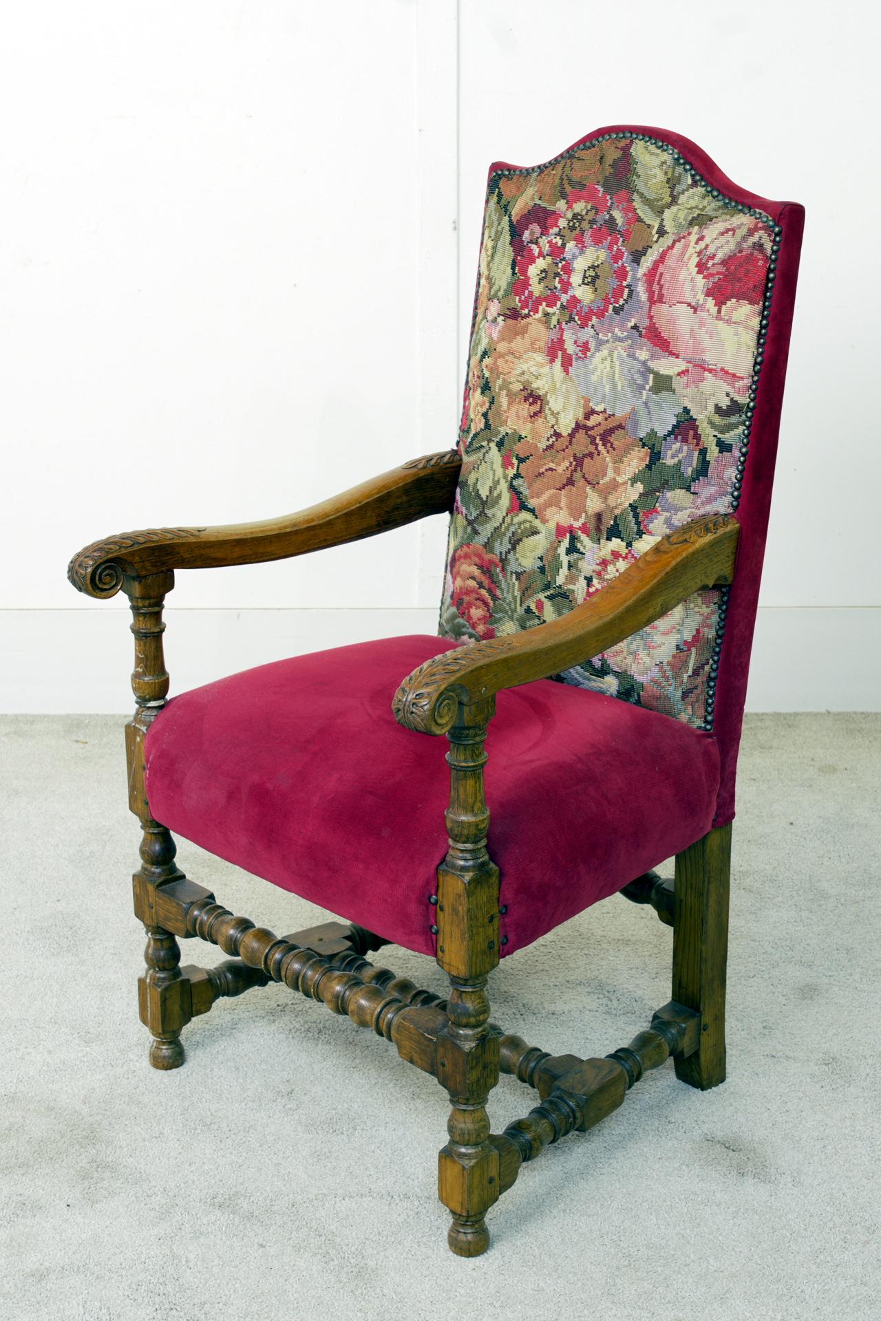 Landhaus-Esszimmer mit Refektoriumstisch und Stühlen im jakobinischen Stil im Angebot 1