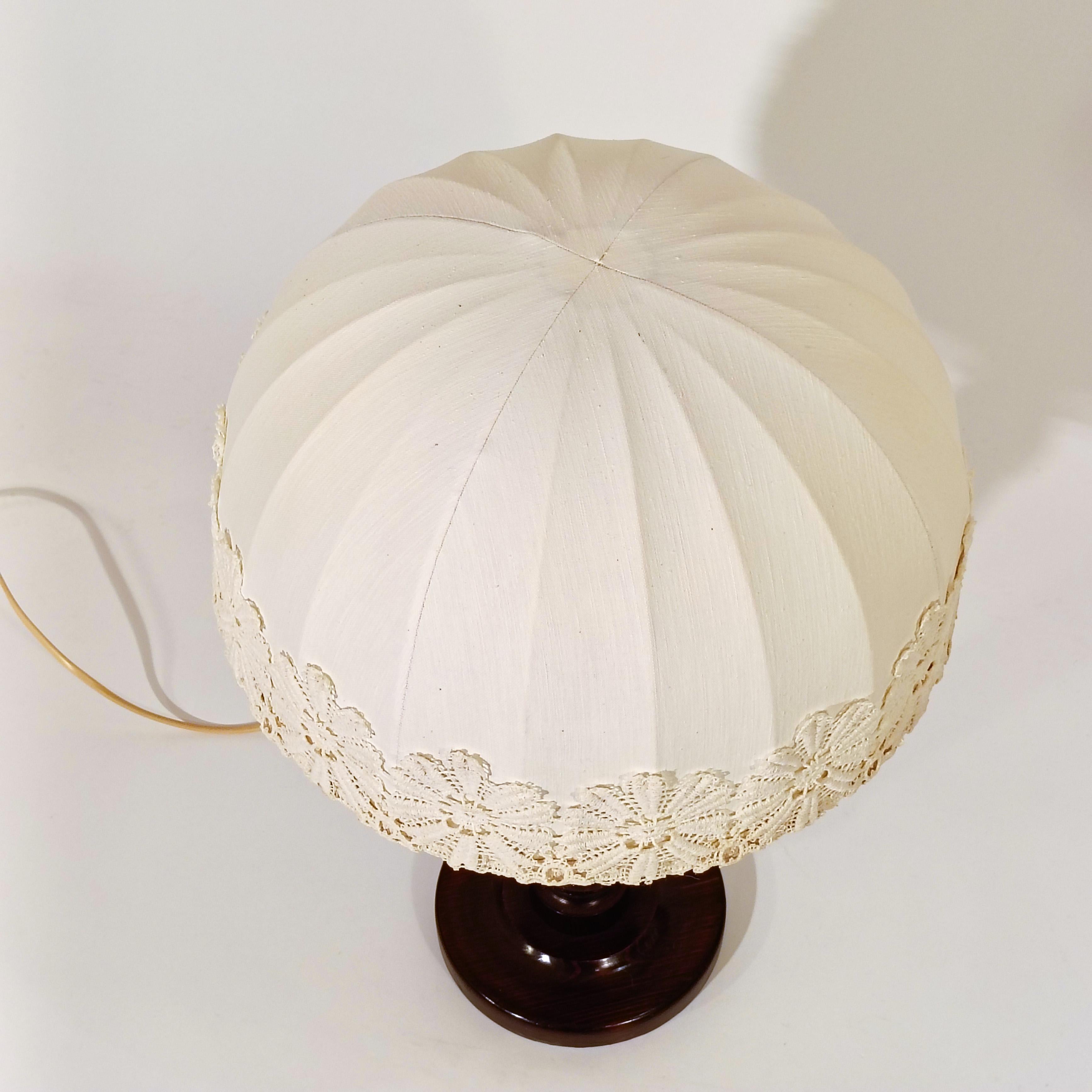 Farmhouse style. Large linen table lamp from Markslöjd AB, Sweden, 1970s For Sale 7