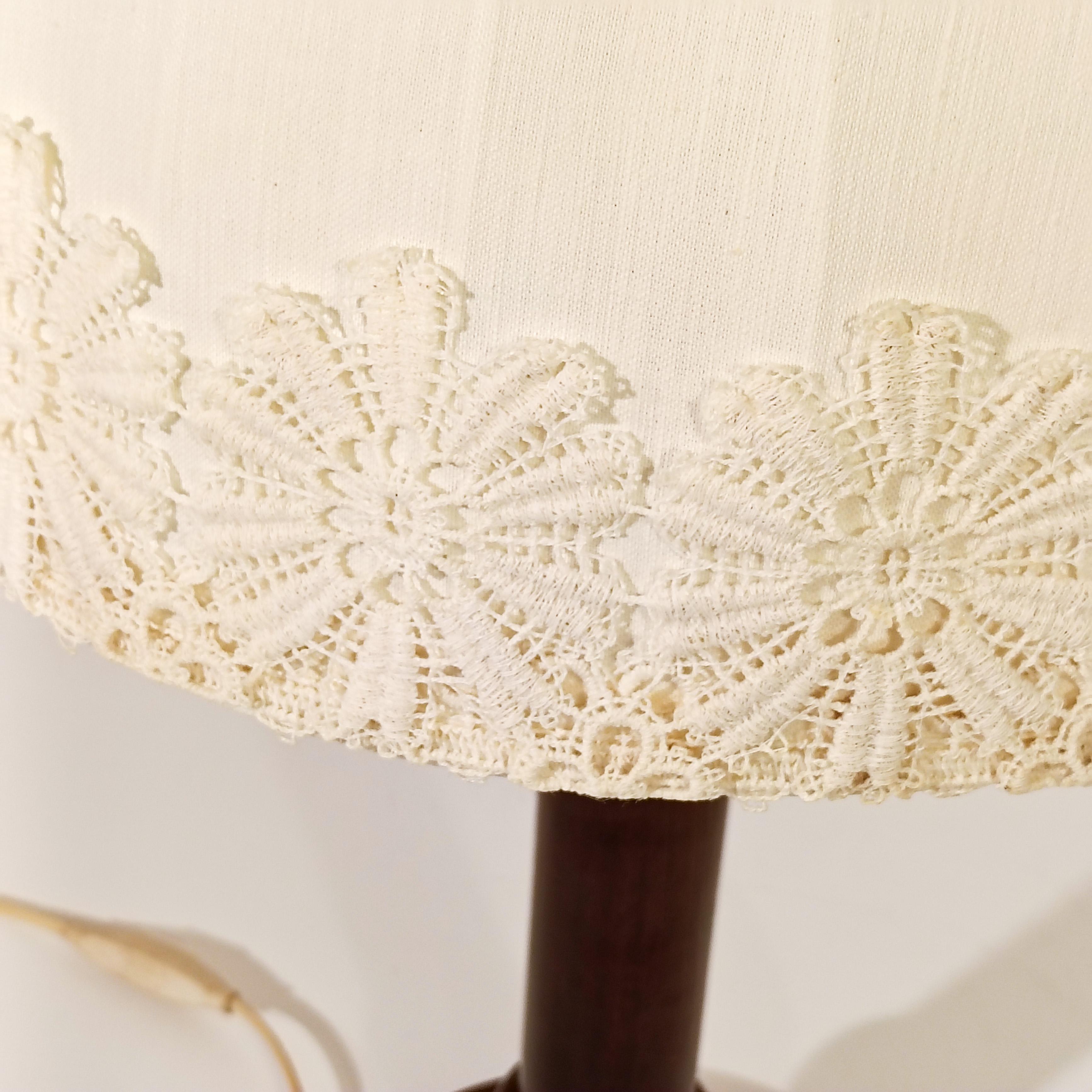 Farmhouse style. Large linen table lamp from Markslöjd AB, Sweden, 1970s For Sale 9