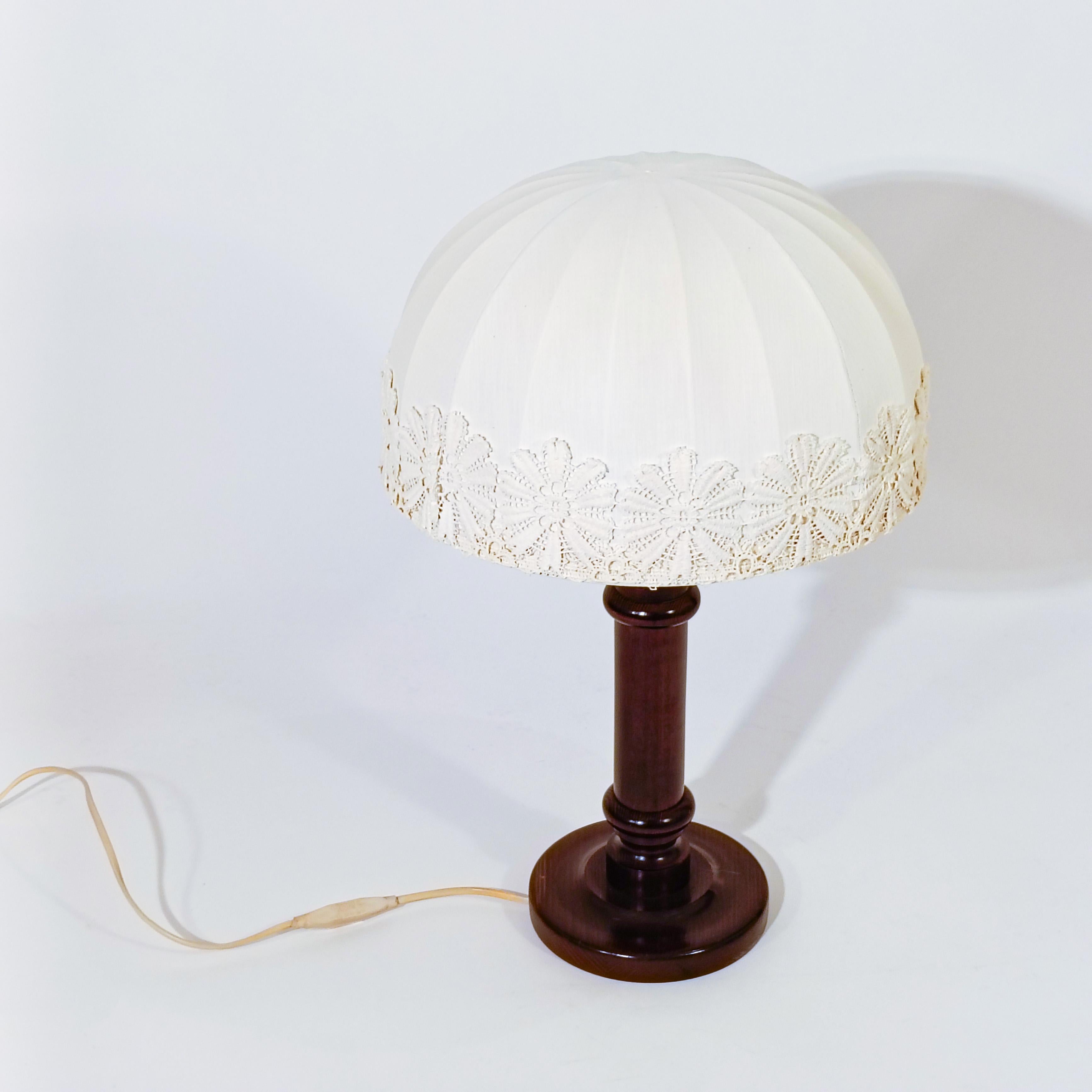 Mid-Century Modern Farmhouse style. Large linen table lamp from Markslöjd AB, Sweden, 1970s For Sale