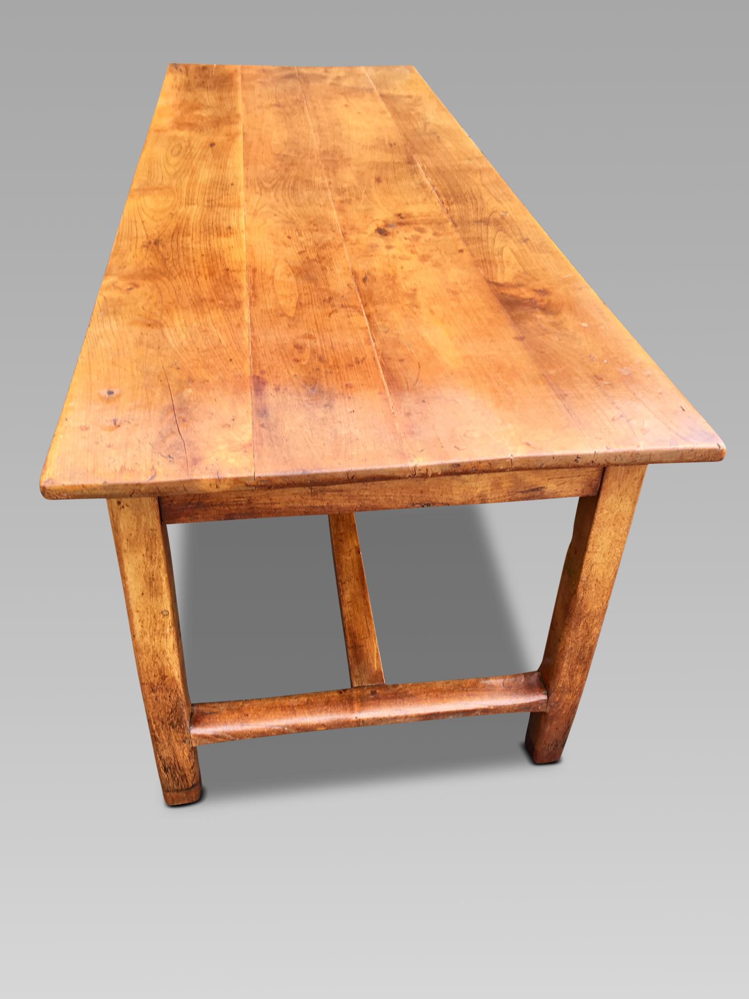 Farmhouse Table, Cherry wood. French, C 1860 In Good Condition In Honiton, Devon