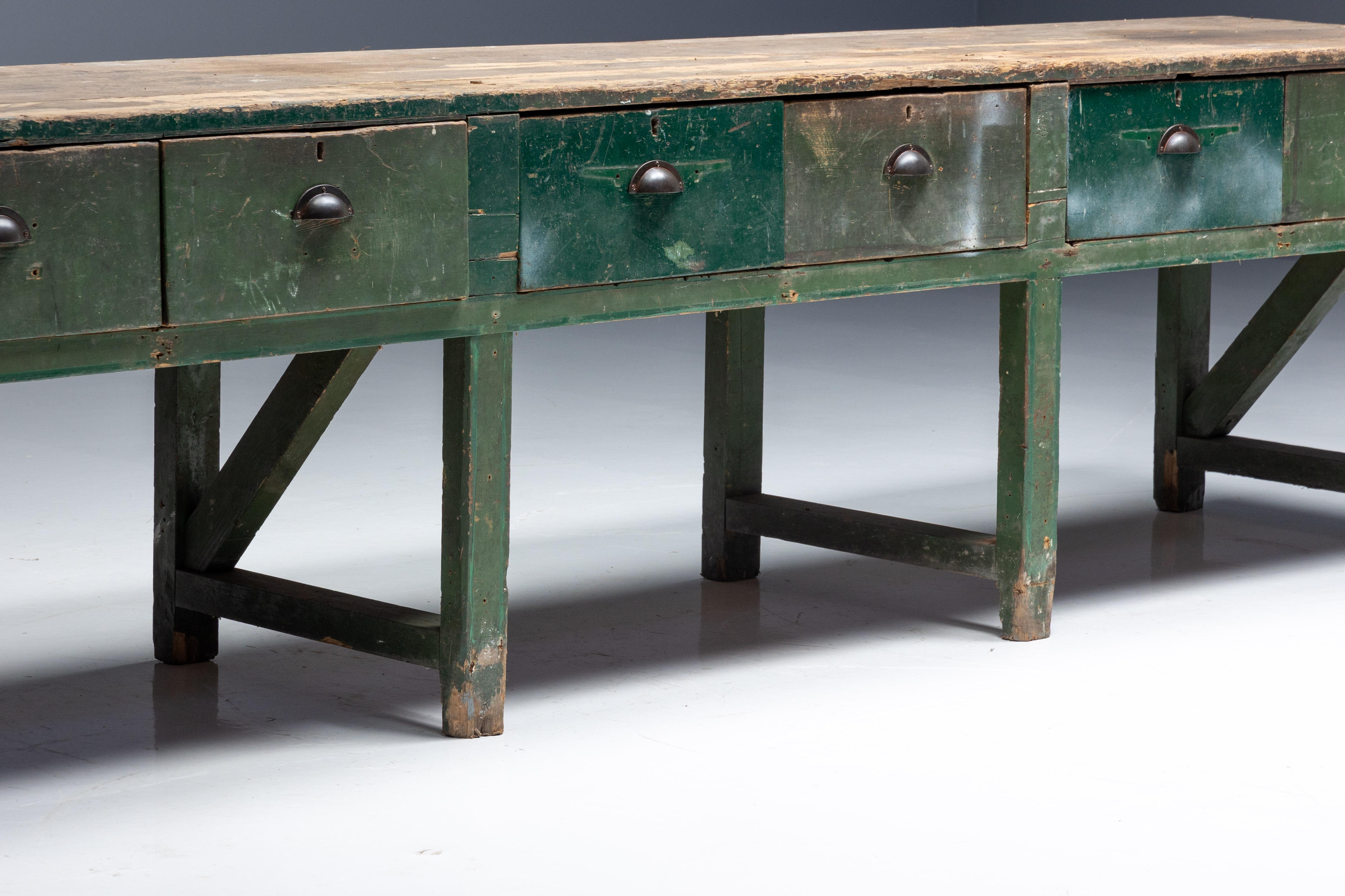 Table de travail de ferme, France, début du 20e siècle en vente 6