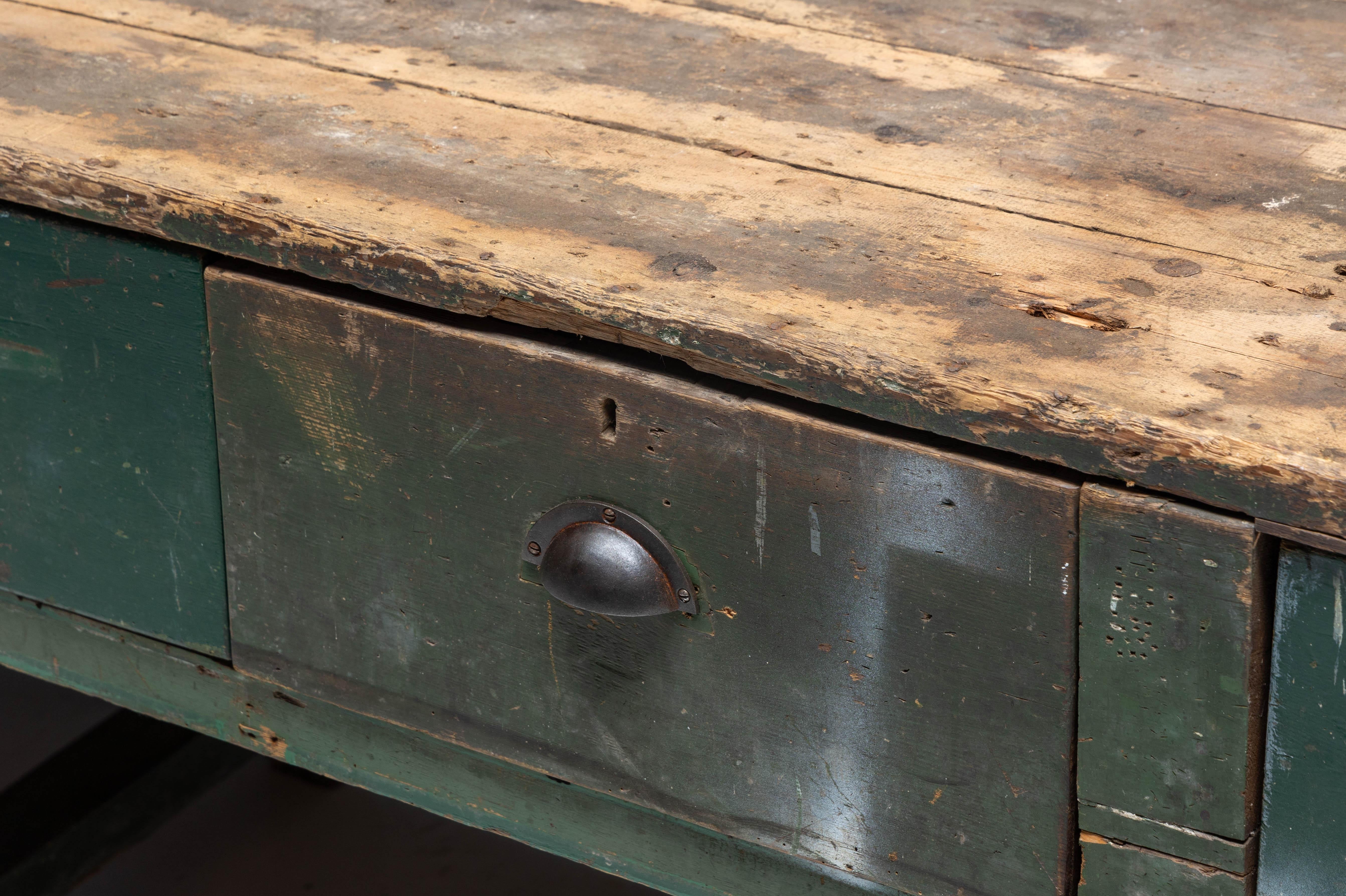 Rustique Table de travail de ferme, France, début du 20e siècle en vente