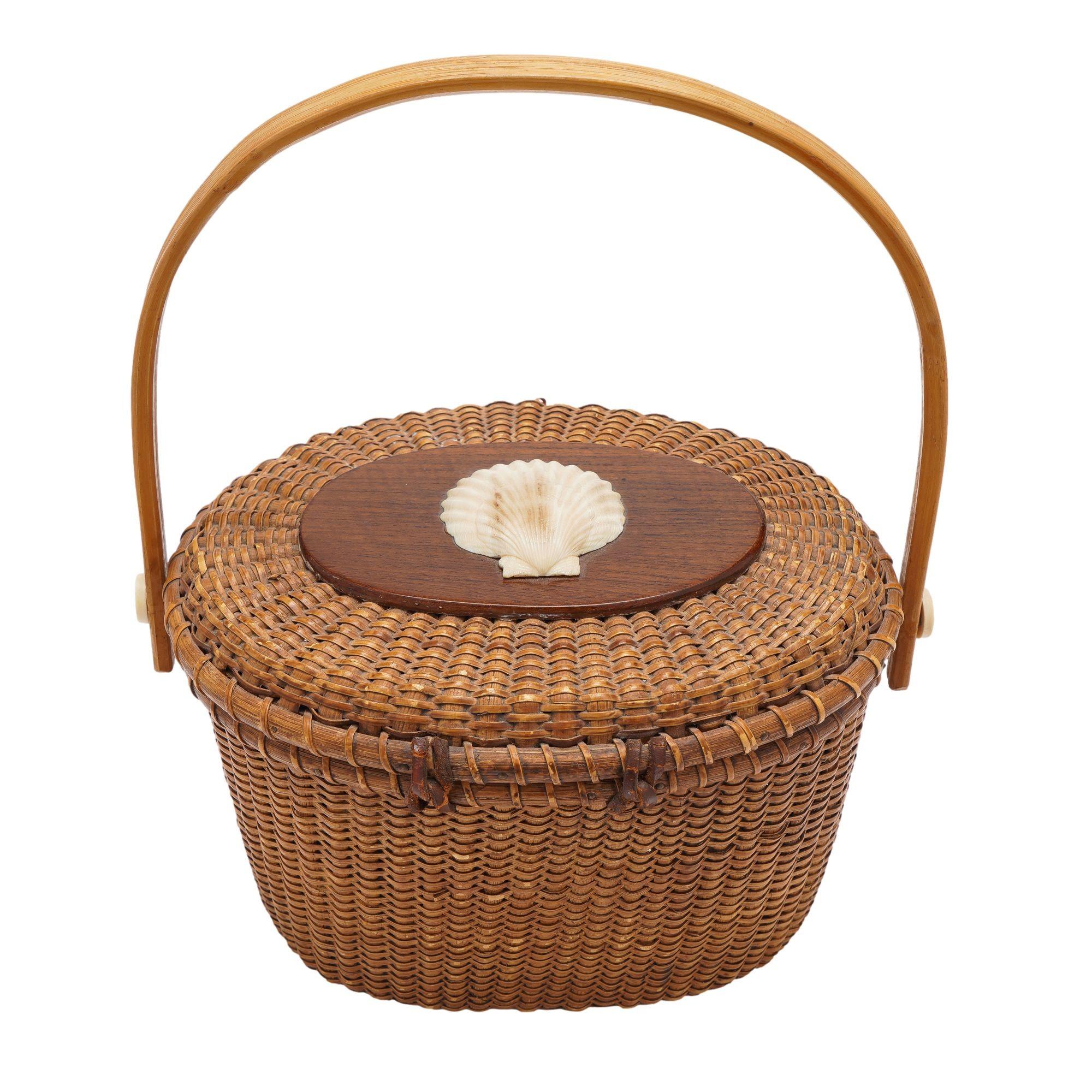Farnum Nantucket lightship basket, 1979 In Good Condition In Kenilworth, IL