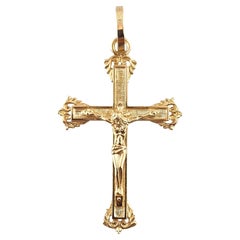 Faro 14 Karat Yellow Gold Crucifix Pendant #19295