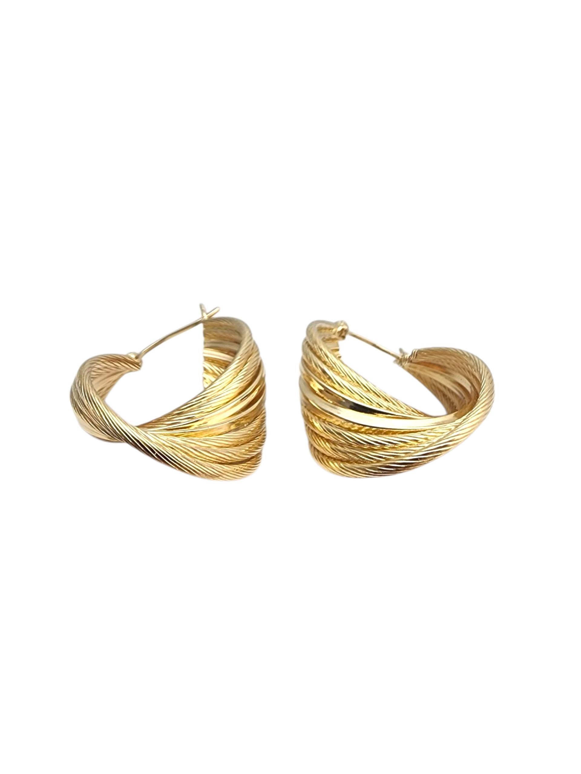 Faro 14K Yellow Gold Layered Hoop Earrings #22893 In Good Condition For Sale In Washington Depot, CT