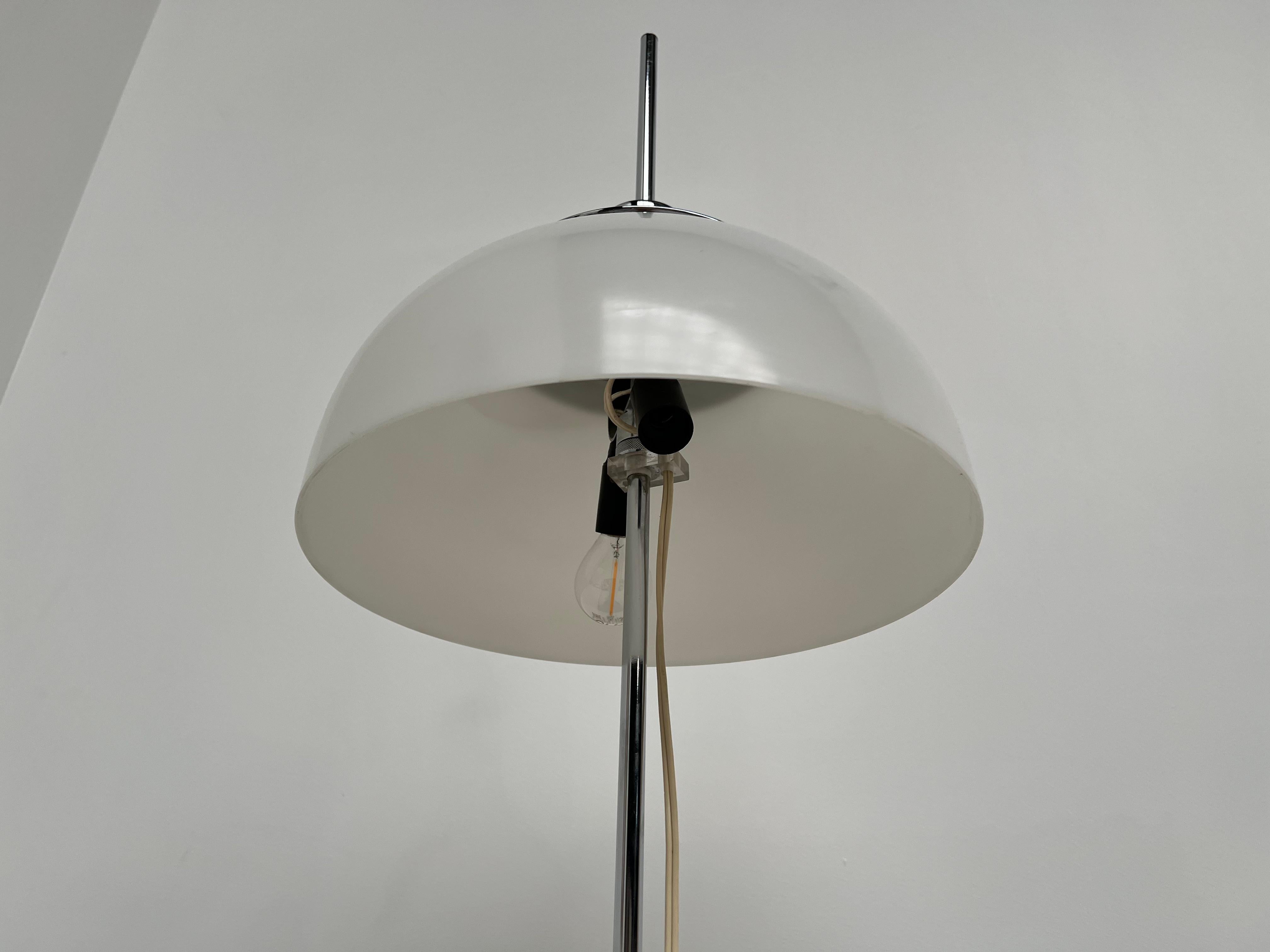 Stehlampe „Faro“ von Harvey Guzzini im Angebot 5