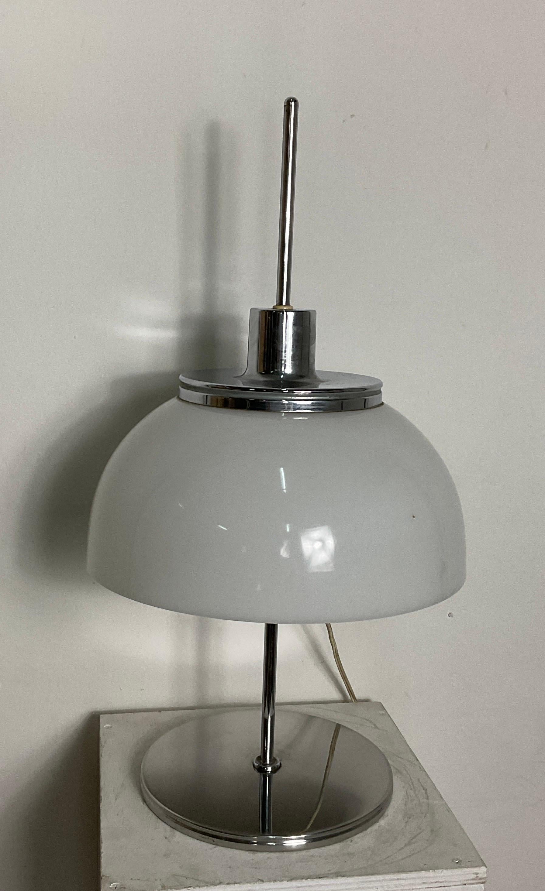 Faro table lamp Harvey Guzzini For Sale 11