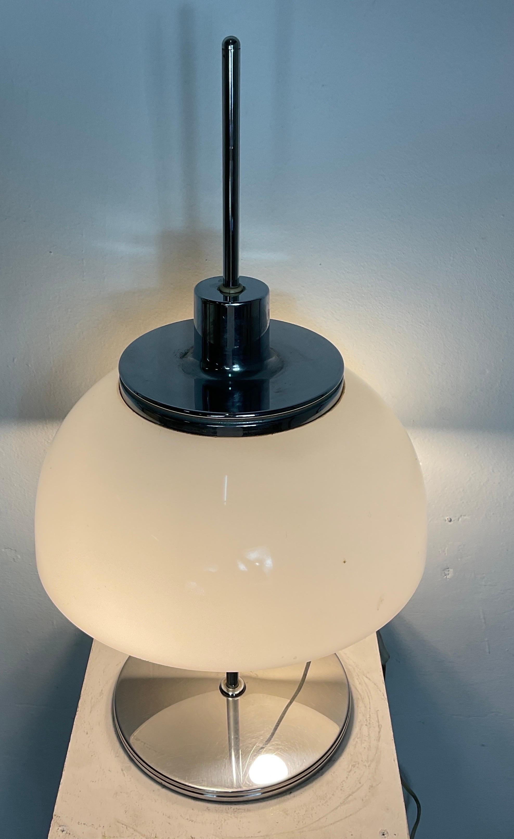 Faro table lamp Harvey Guzzini For Sale 1