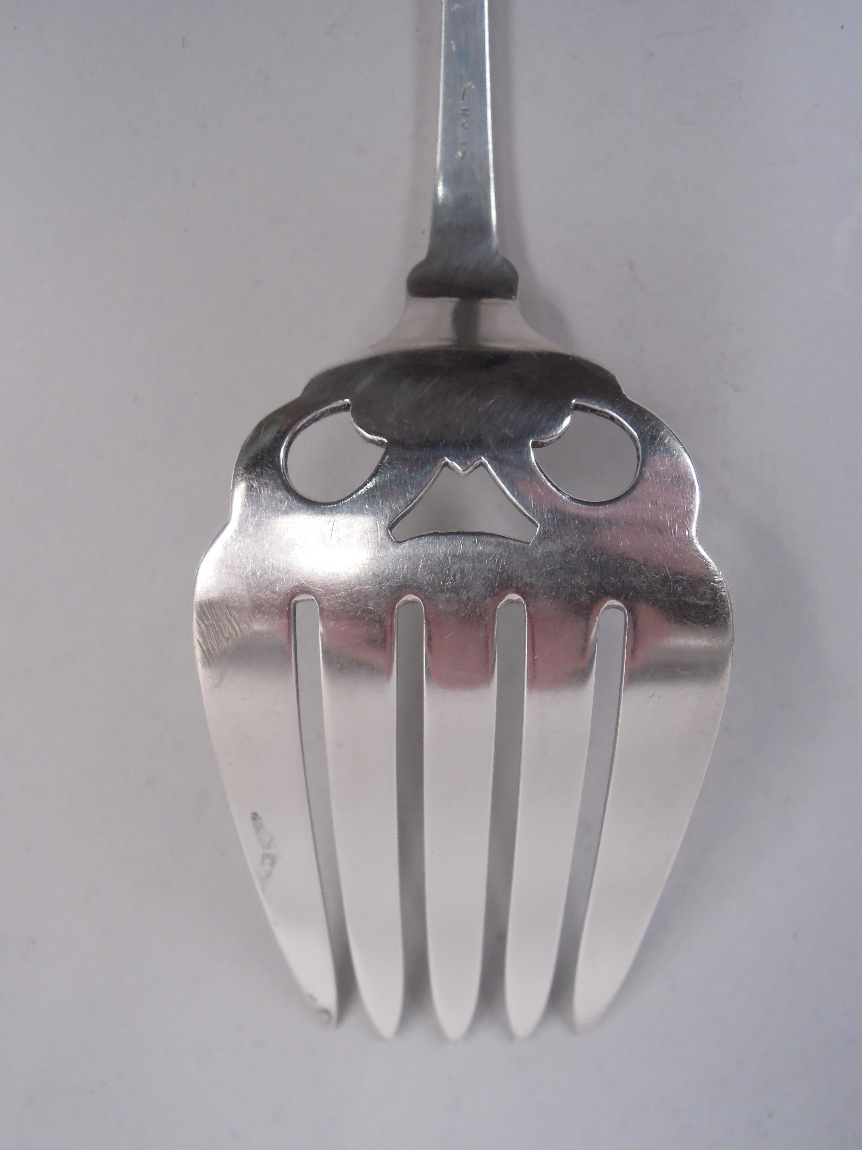 Farrington & Hunnewell Medallion Boston Coin Silver Fish Serving Pair For Sale 7