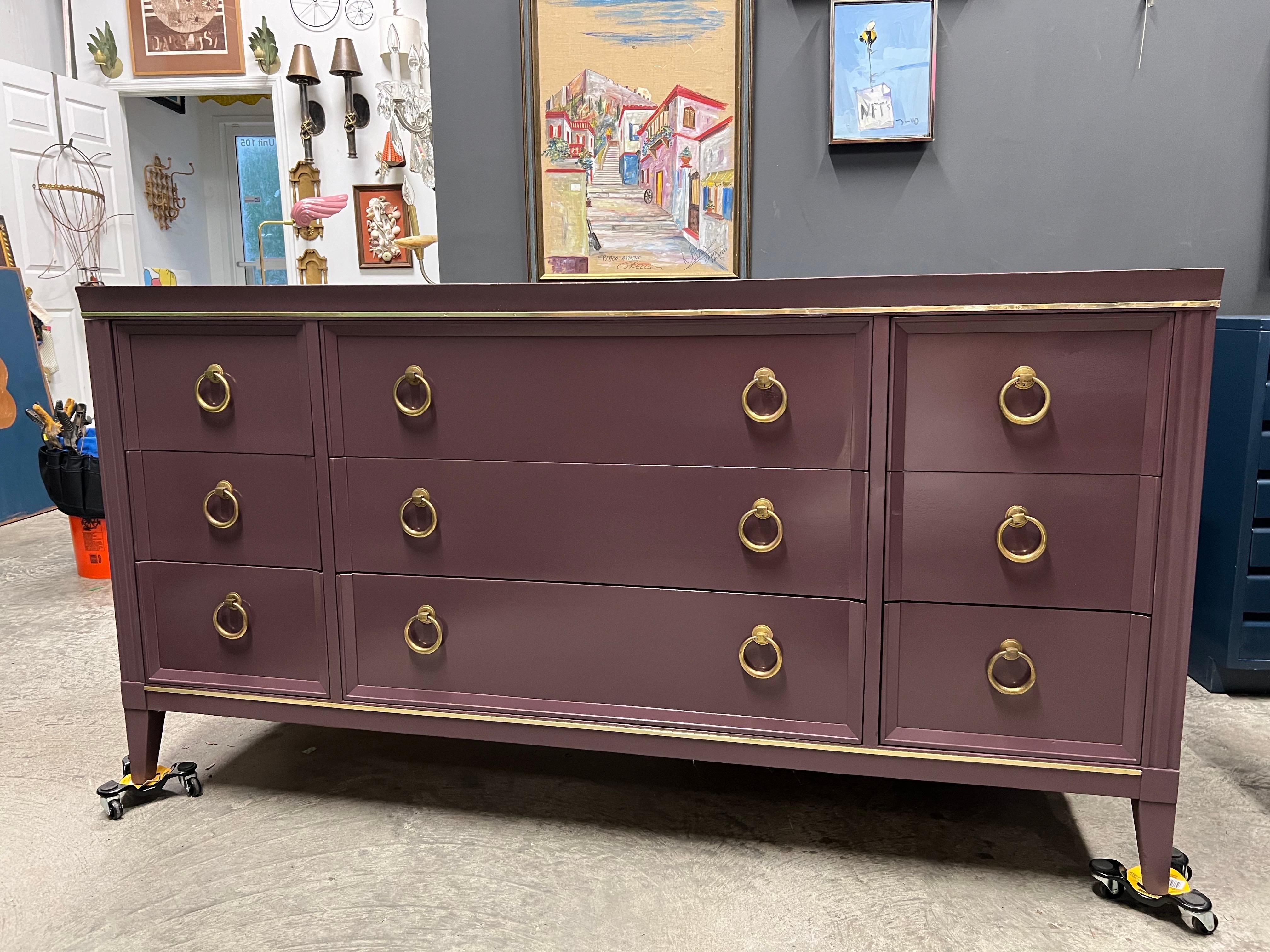 Farrow and Ball “Brinjal” Gloss Lacquered Drexel 9 Drawer Dresser 8