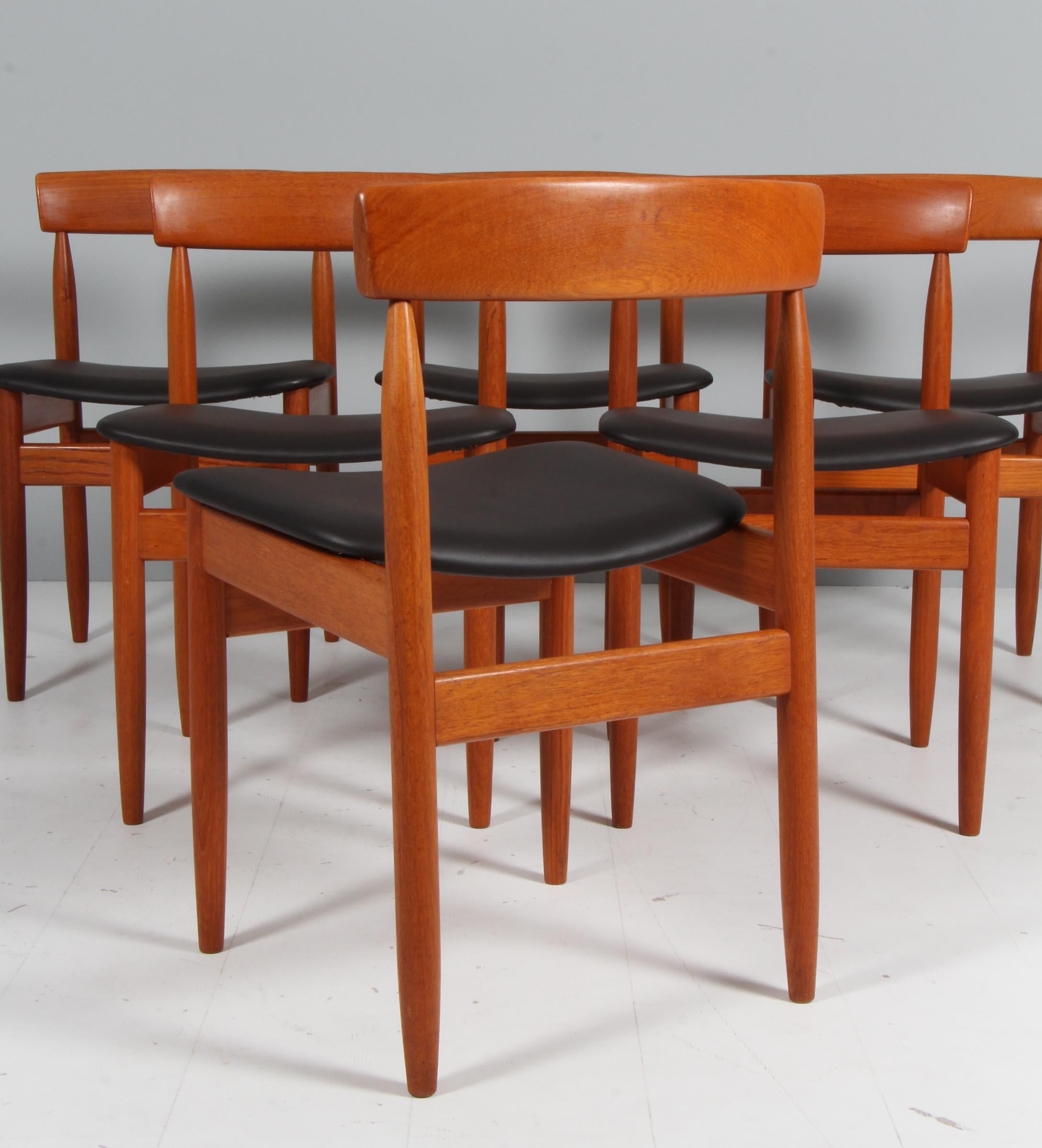 Farsø Stolefabrik set of six dining chairs, teak and full grain leather. Denmark In Good Condition For Sale In Esbjerg, DK