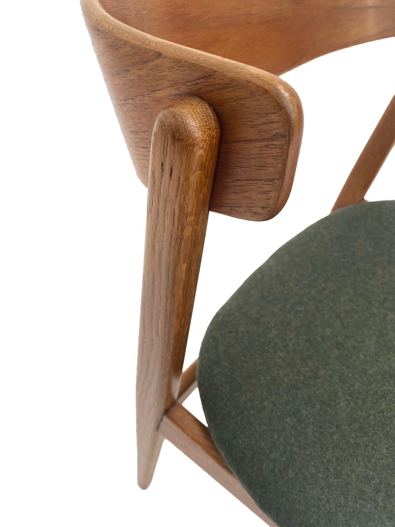 Farstrup Model 206 Oak and Teak and Green Wool Desk Chair In Excellent Condition In London, GB