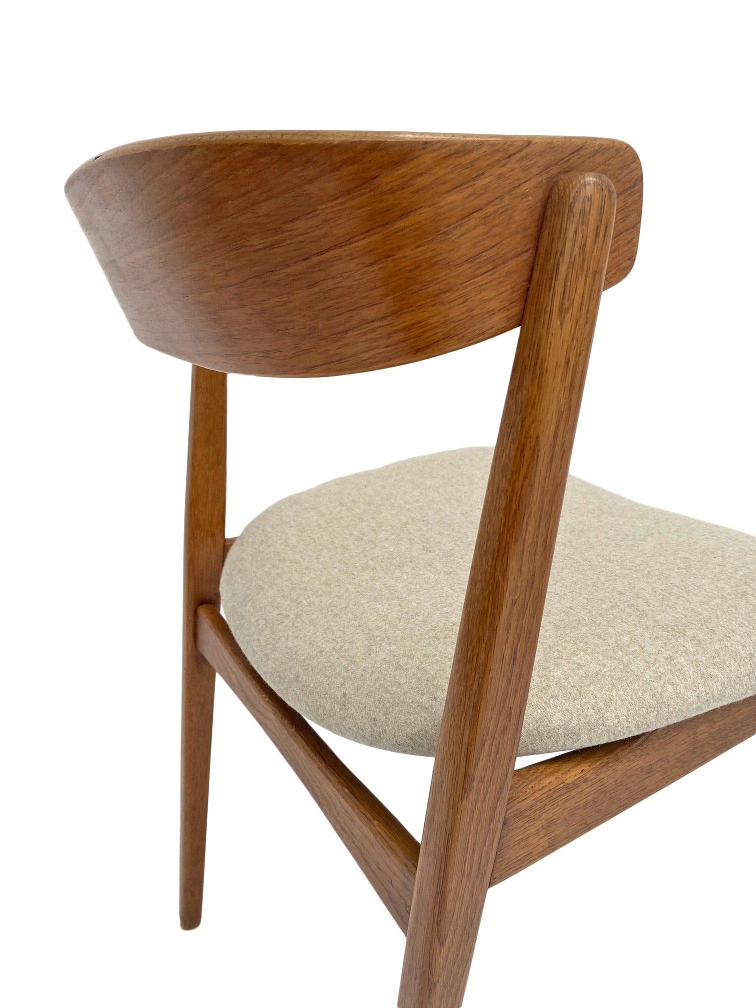 Farstrup Model 206 Oak and Teak Cream Wool Desk Chair 10