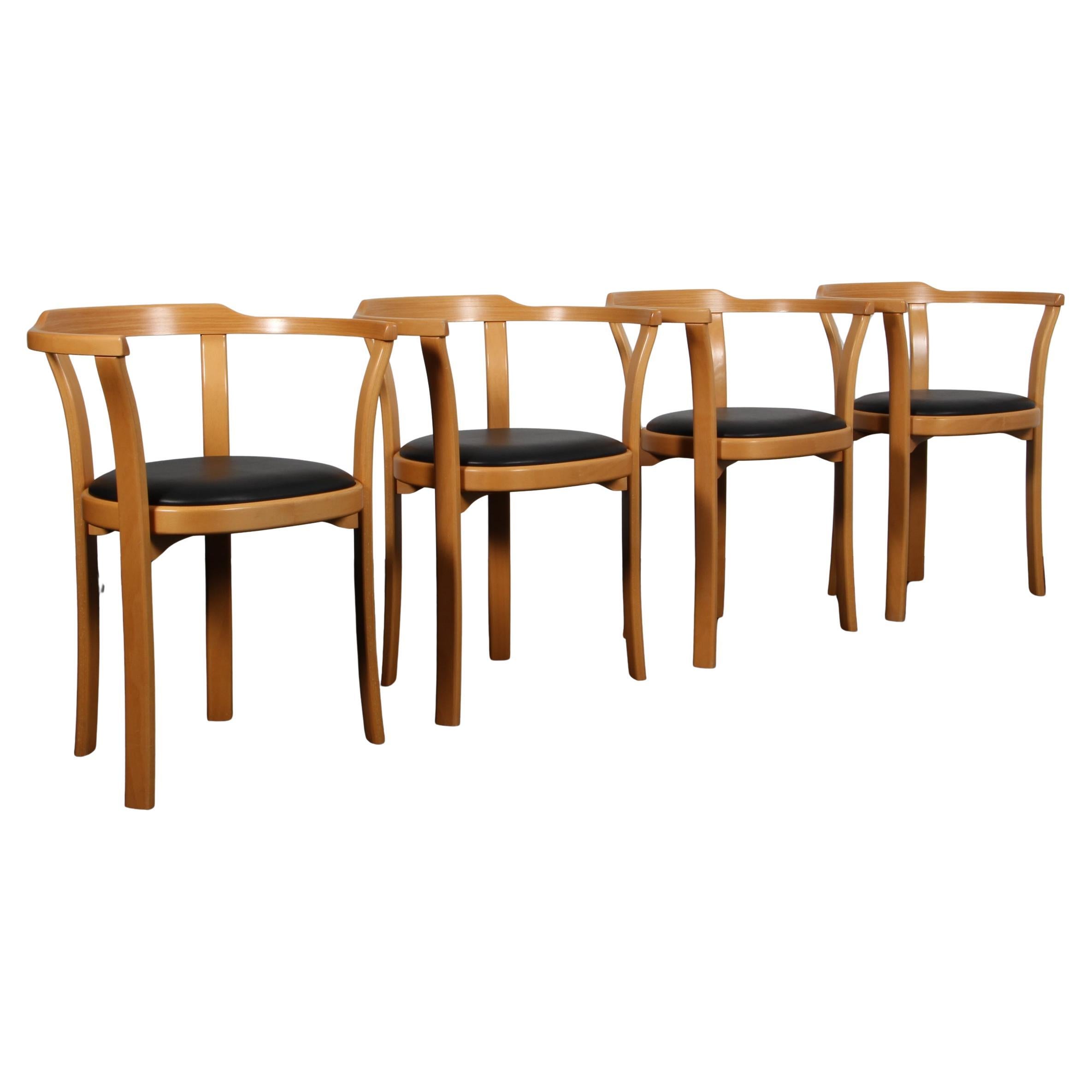 Farstrup Set aus vier Sesseln / Esszimmerstühlen in Buche und Leder im Angebot