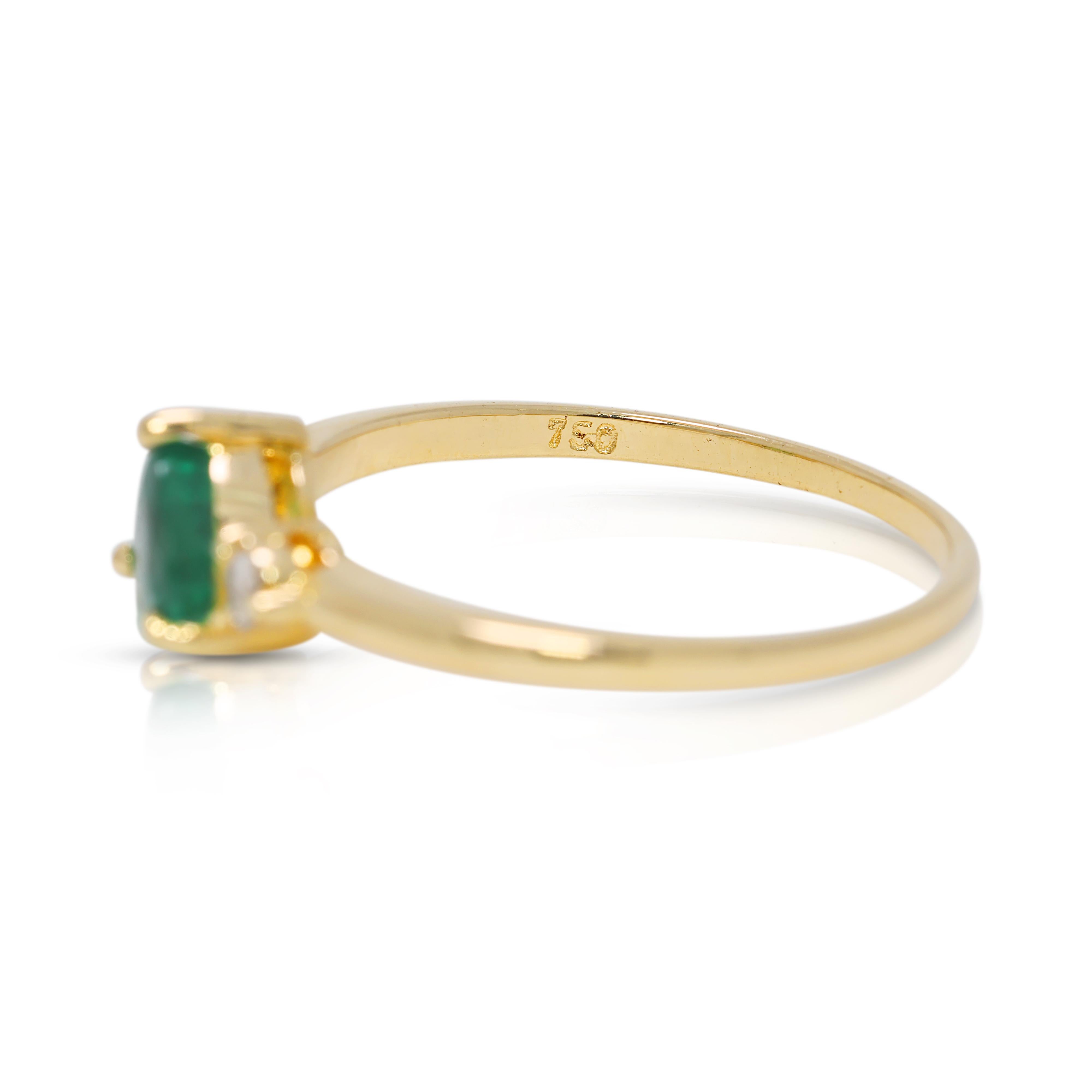 Heart Cut Fascinating 0.46ct Emerald & Natural Diamond Ring in 18K Yellow Gold For Sale