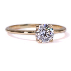 Fascinante Anillo Solitario de Diamante de Corte Ideal Triple Excelente de 0,70 ct