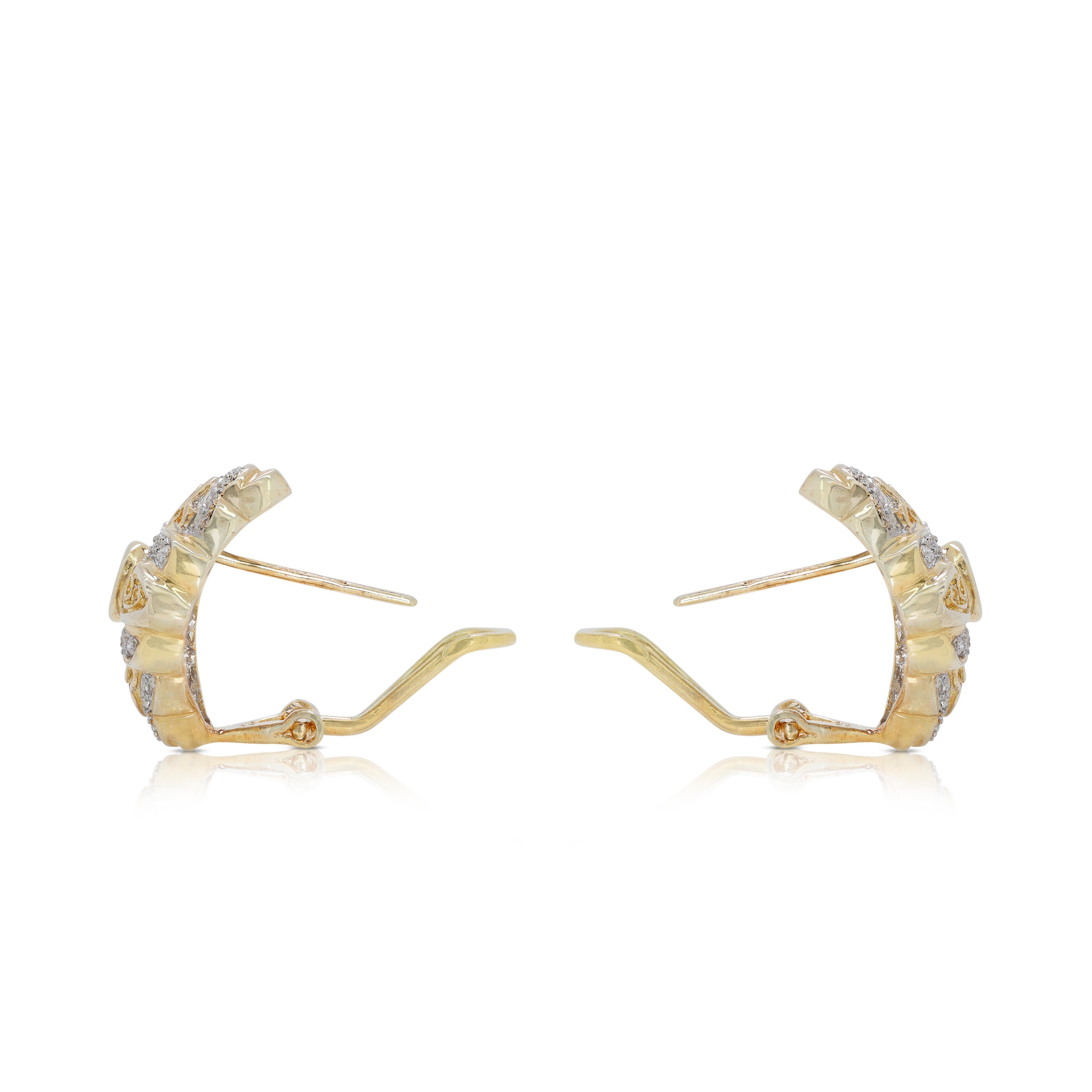 Boucles d'oreilles fascinantes en or jaune 18 carats et diamants naturels de 0,72 carat en vente 2